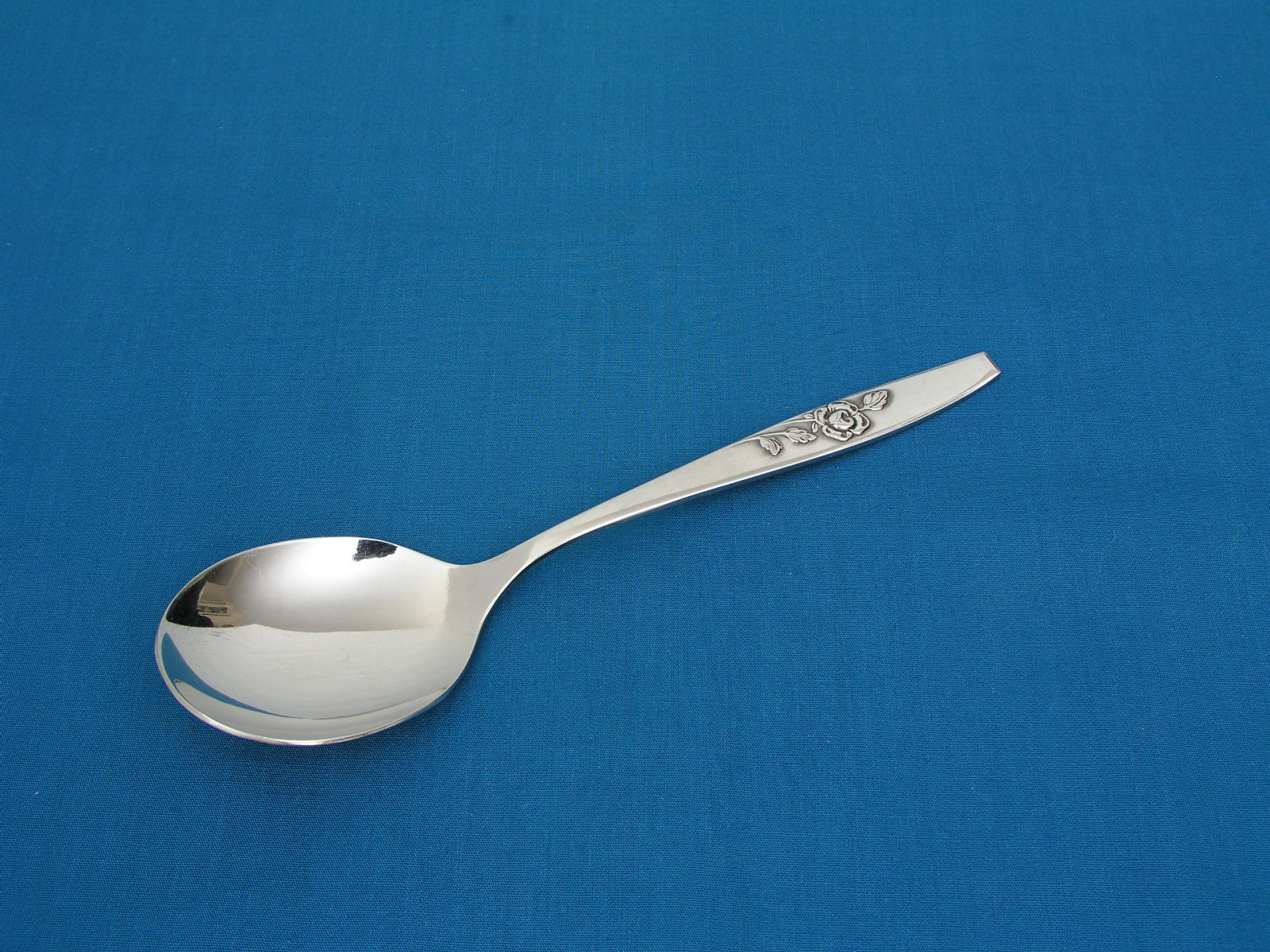 S.S.S. ONEIDA - OUR ROSE - 6" SUGAR SPOON - EXCELLENT