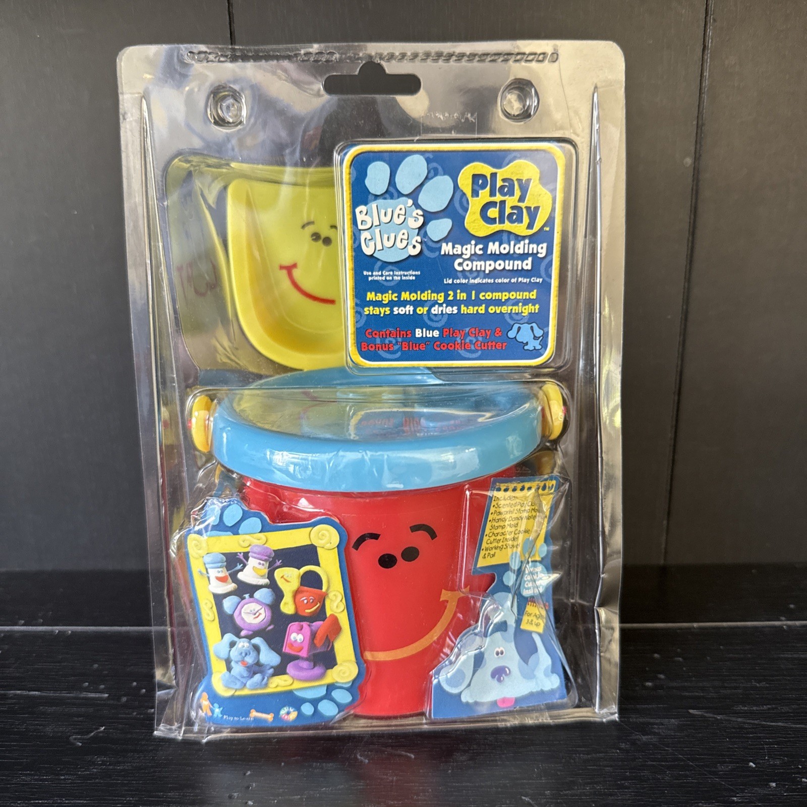 VTG 1998 Blue’s Clues Blue Play Clay w/Shovel & Pail Magic Molding Compound NIP