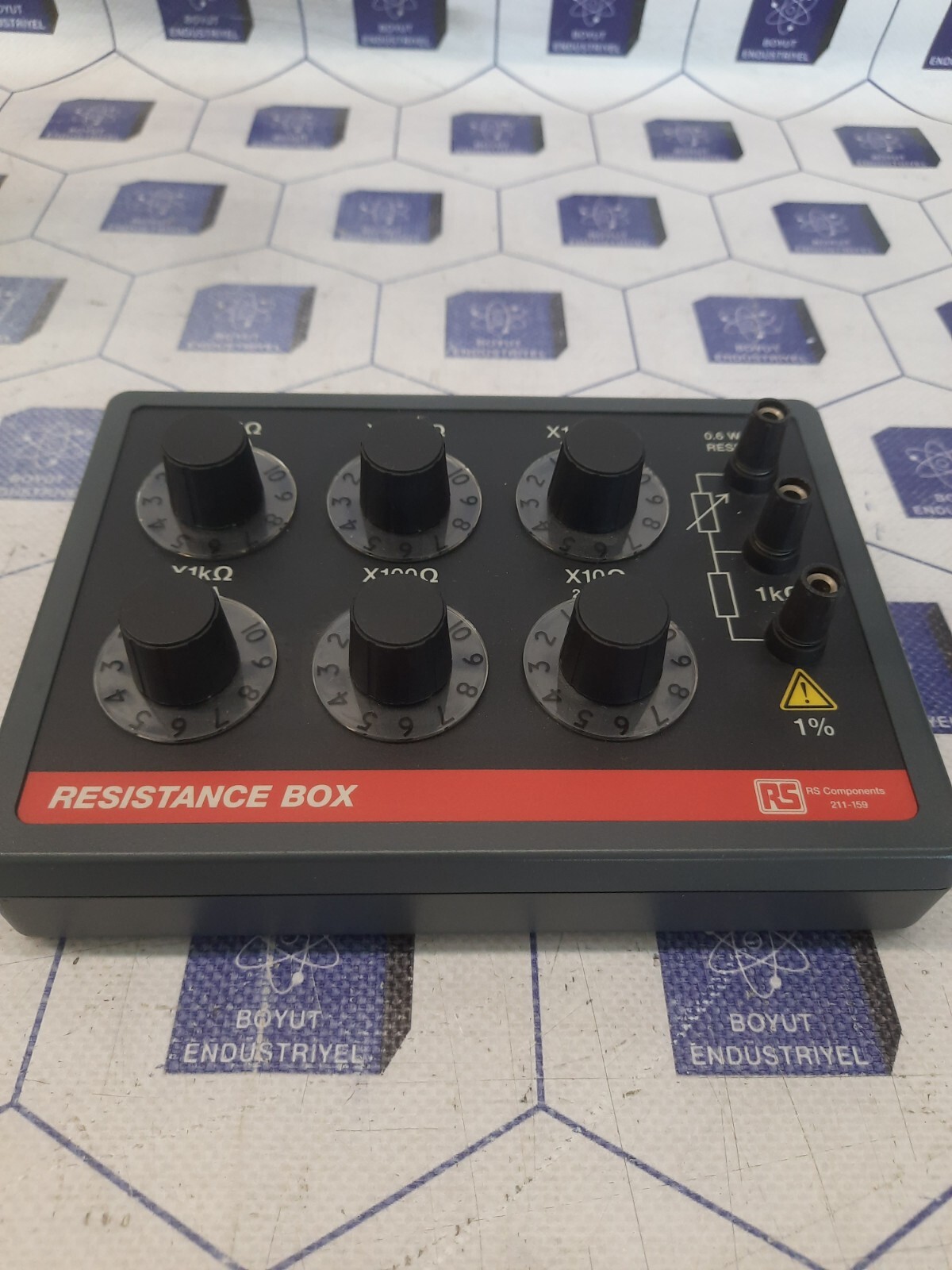 RS Components 211-159 Resistance Box