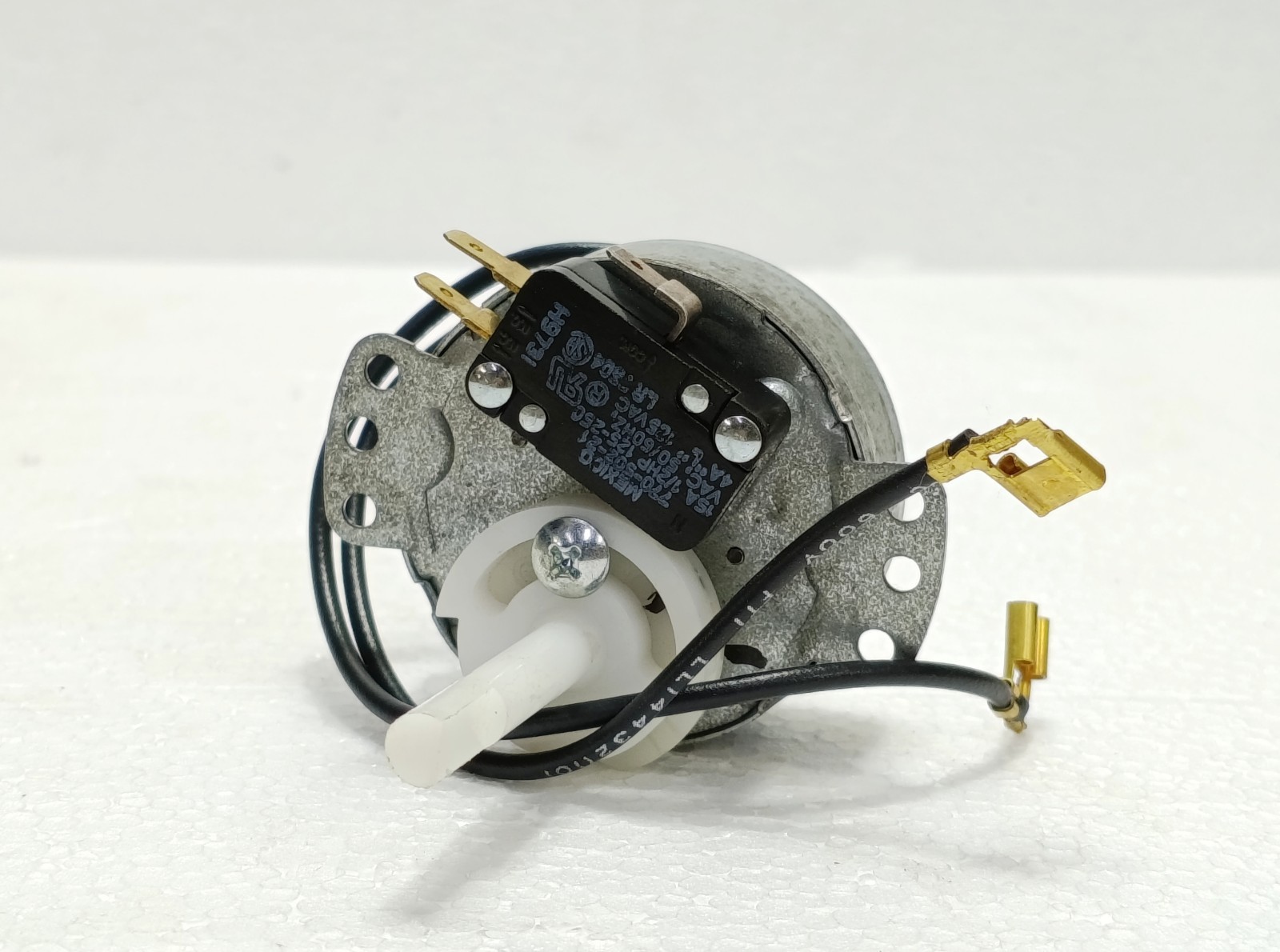 SCOTSMAN 12-2317-21 / 12-1980-01 Ice Machine Timer Switch 115V New Surplus