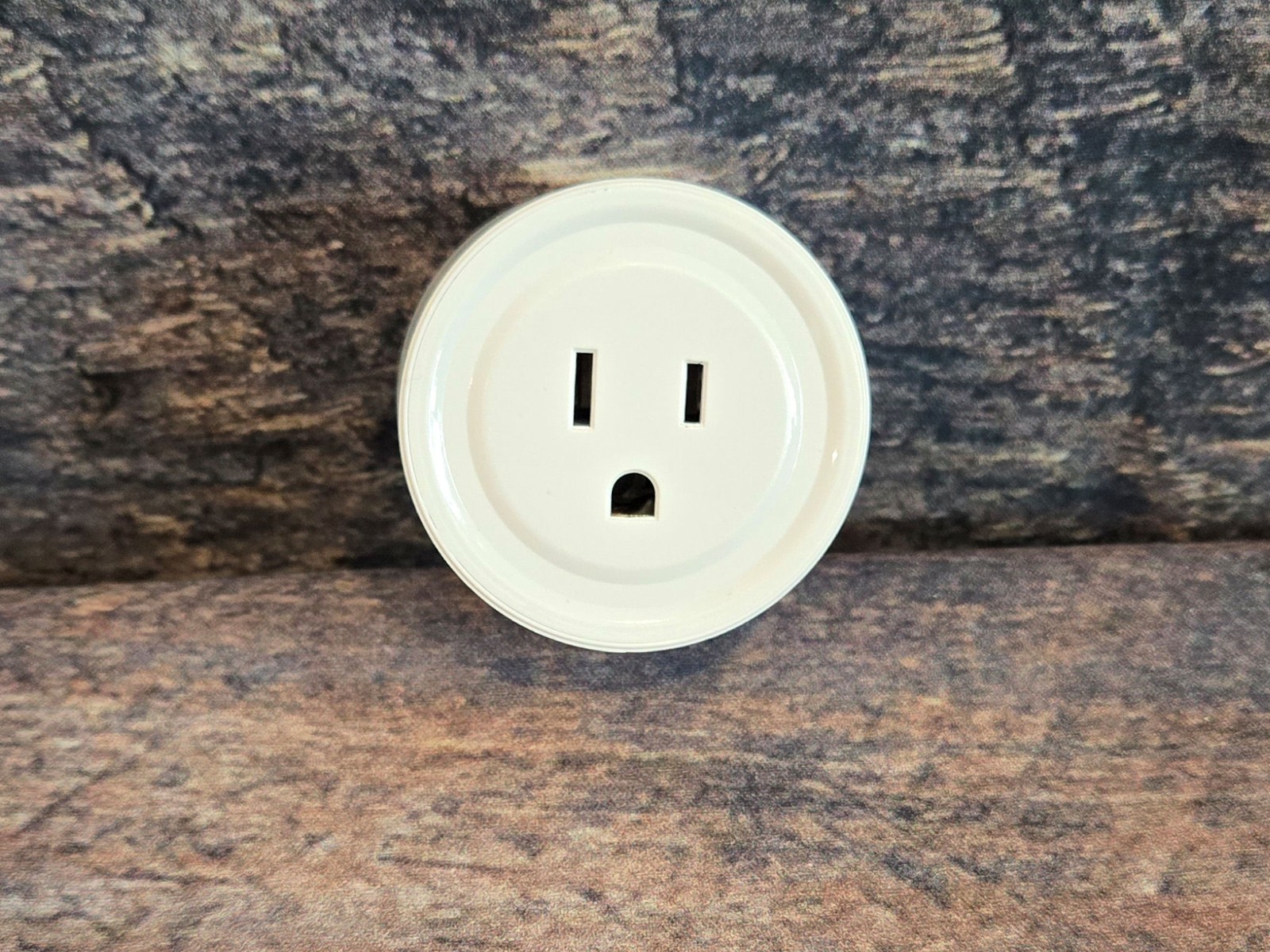 NEW Wi-Fi Mini Smart Socket Outlet Wireless Switch Amazon Alexa Echo Google Home