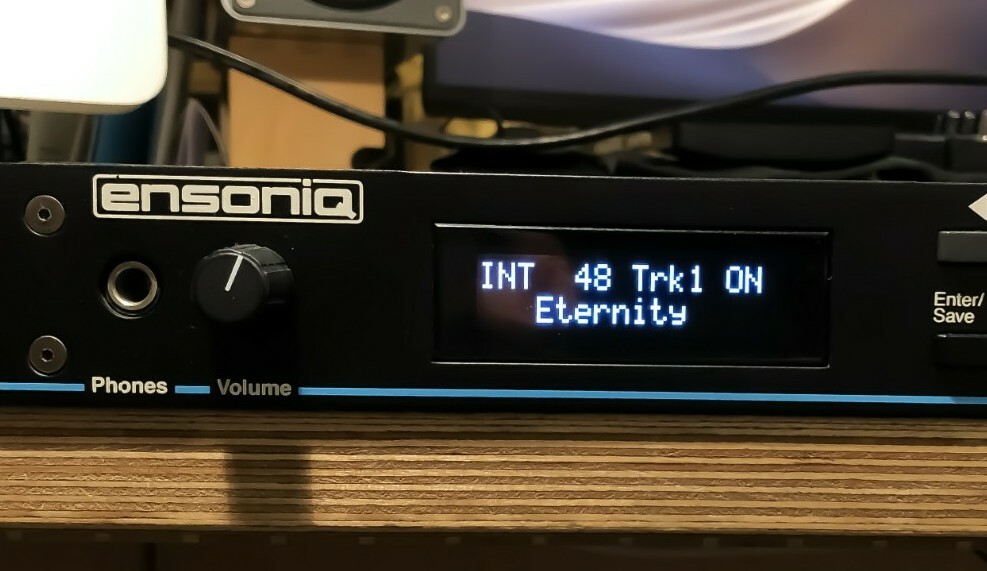 Ensoniq SQ-R / SQ-R Plus Custom OLED Display !