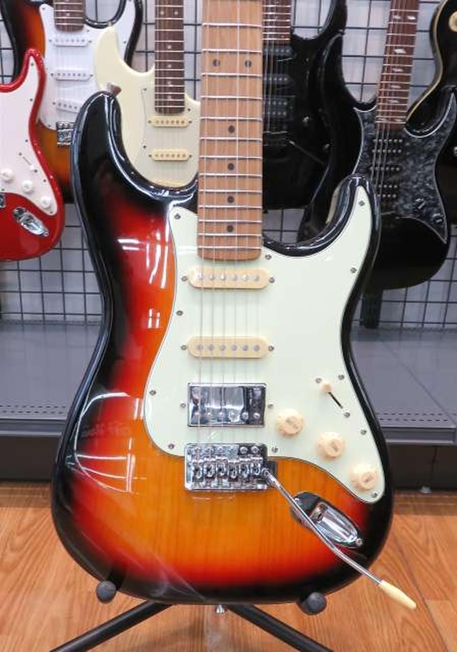 BACCHUS BST-2-RSM M 3TS Stratocaster type