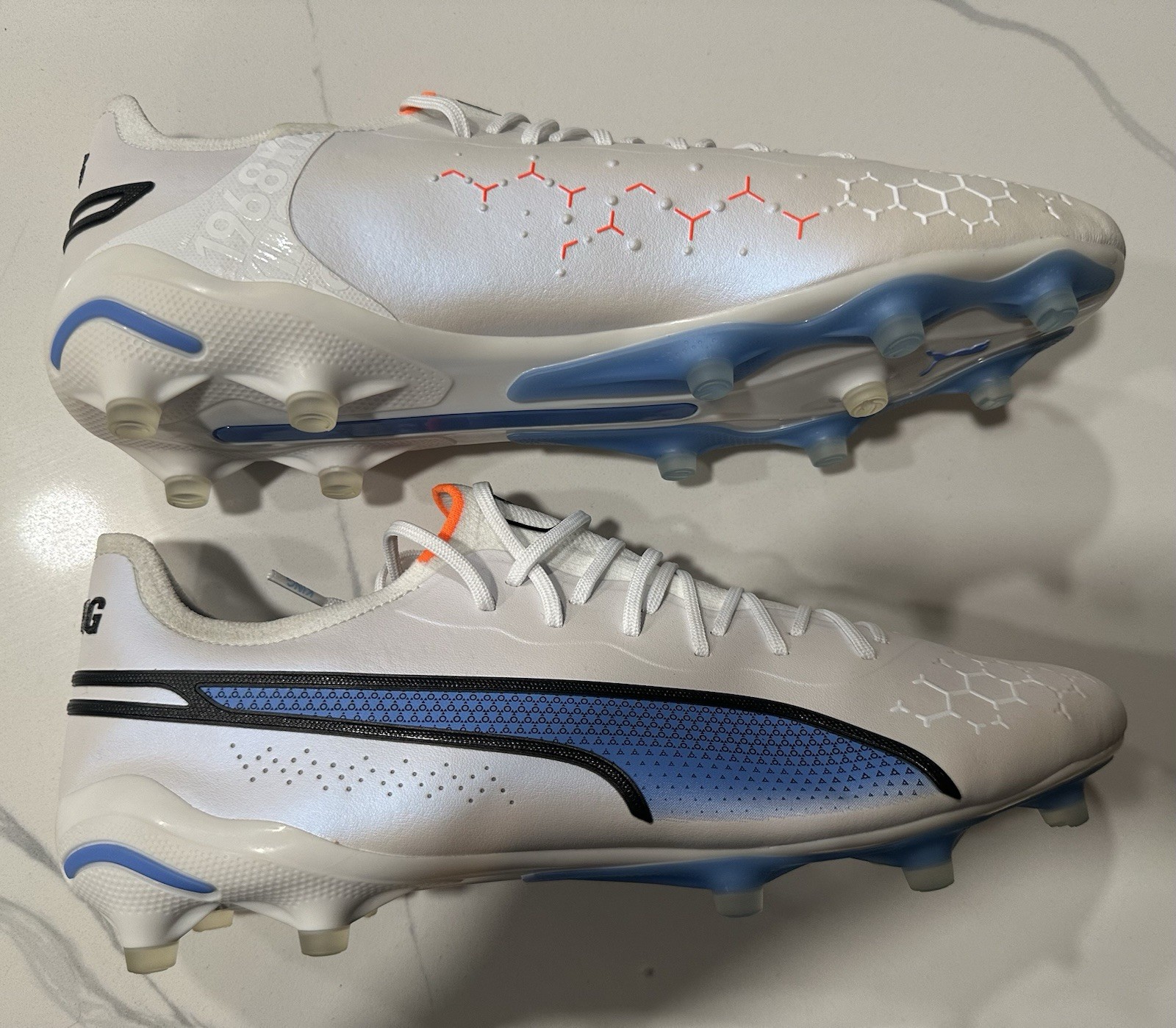 PUMA King Ultimate Fg Men’s Football / Soccer Cleats (13) Retails For $165