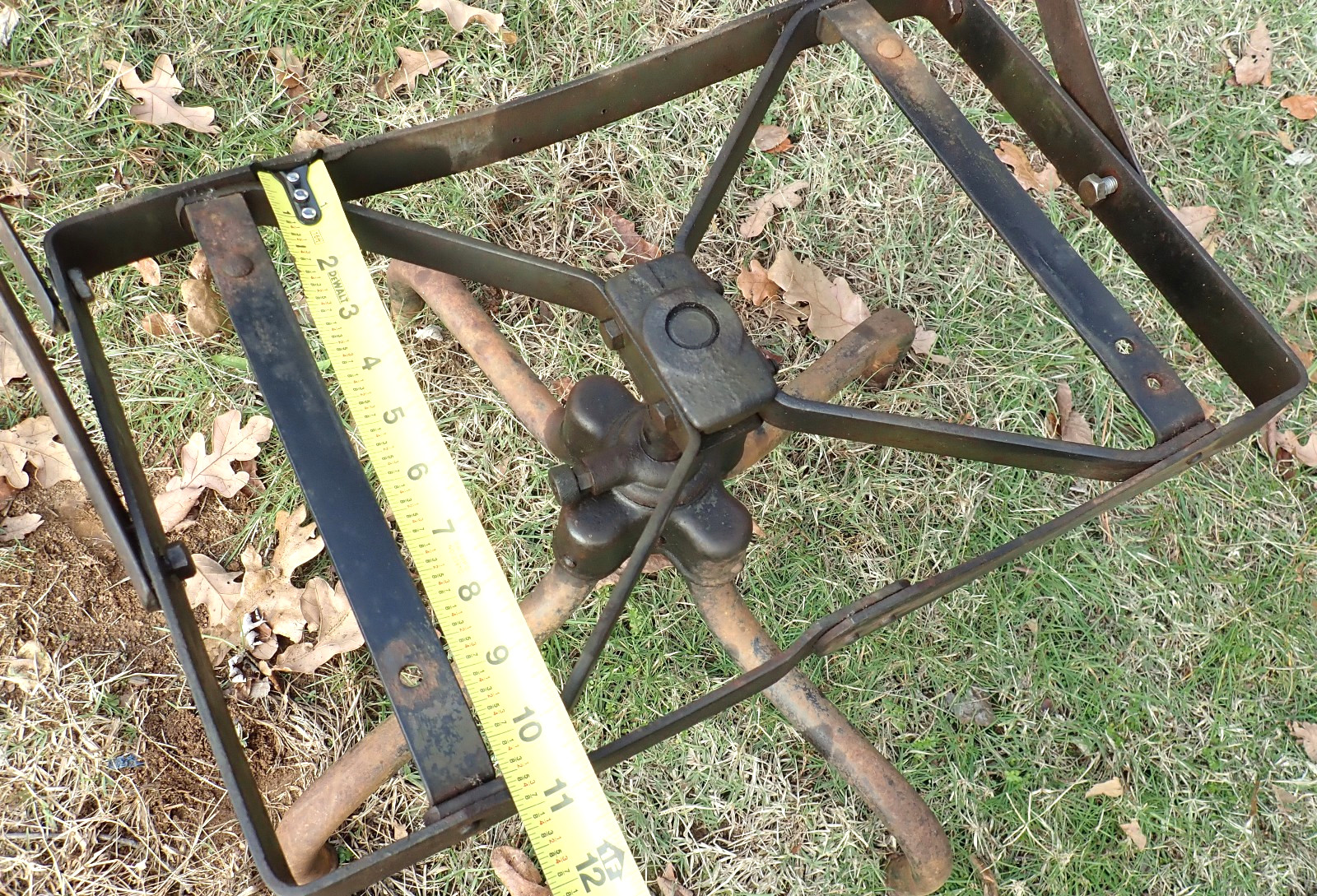 Rare 1930's Industrial Swivel Adjustable Remington Rand Sit-Wel Chair good bones
