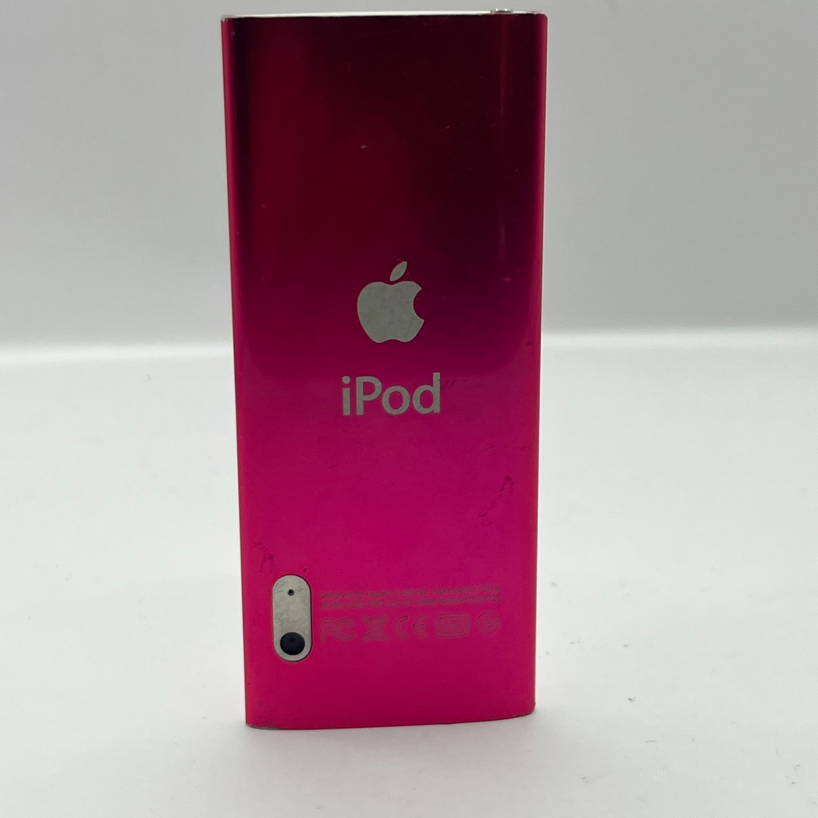 Apple iPod Nano 4th Generation Pink *Needs Battery*