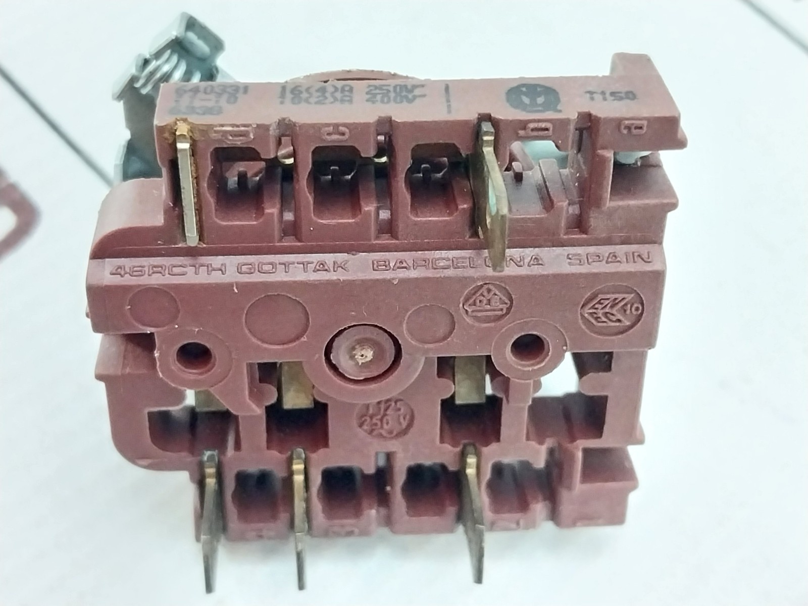 Gottak 46RCTH Selector Switch 16A 250VAC