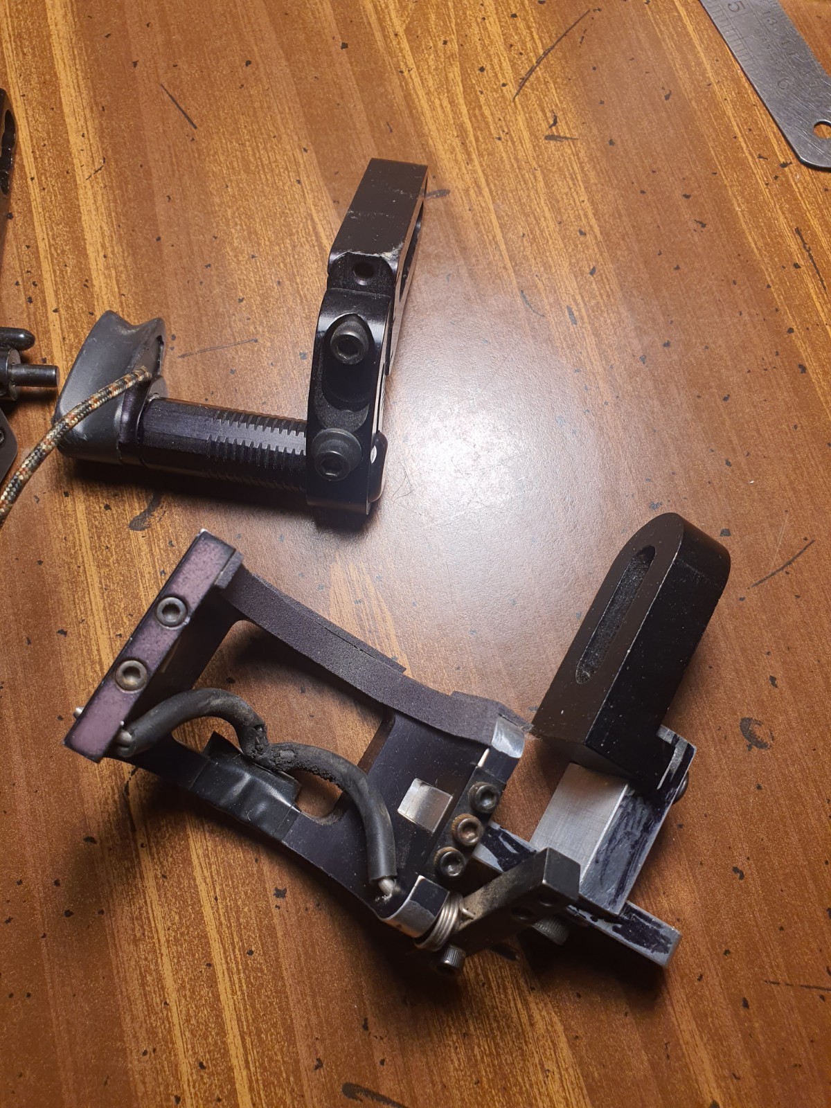 Achery Arrow Rest Lot