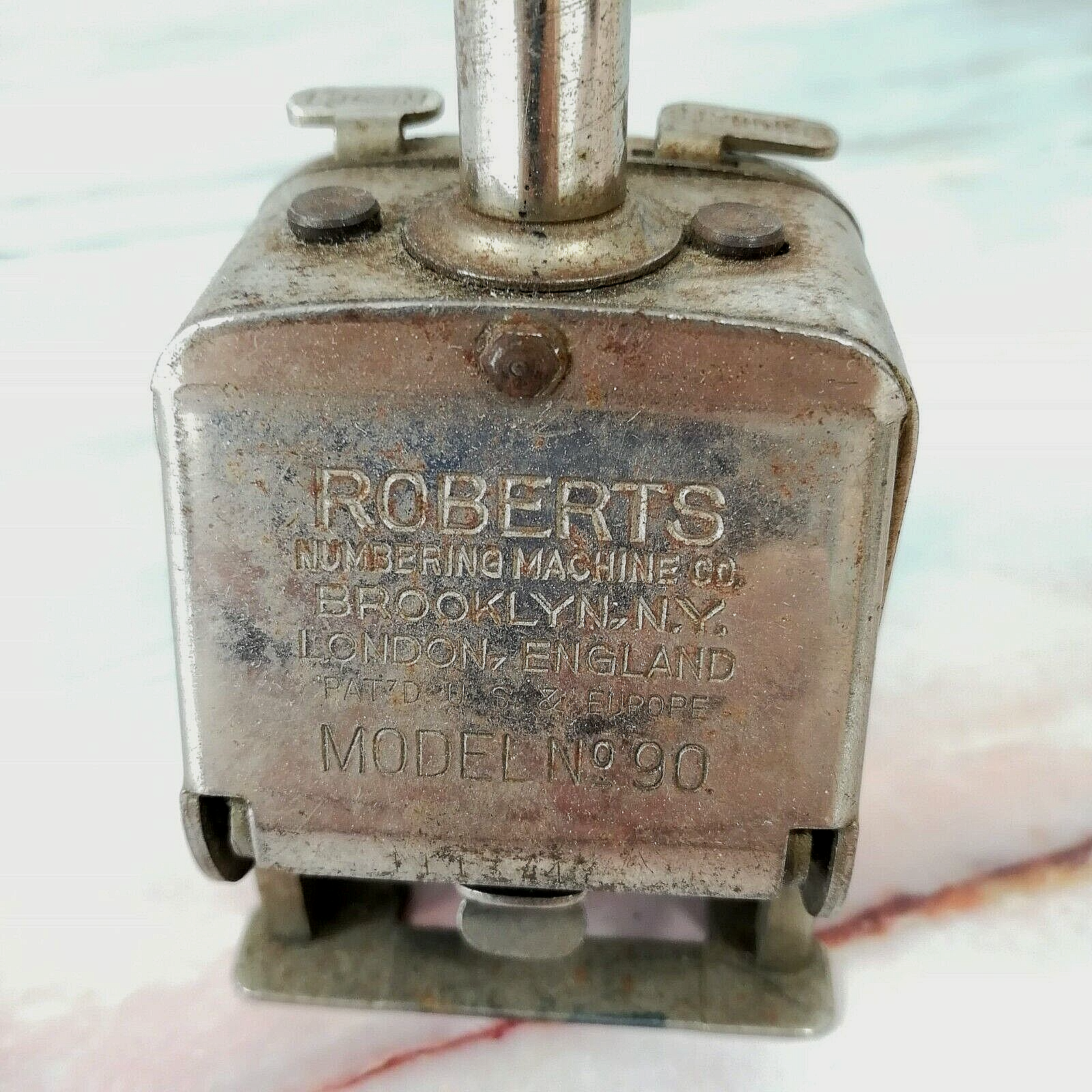 Vintage ROBERTS Numbering Machine Co. Model No. 90 (GOOD) 6.50"