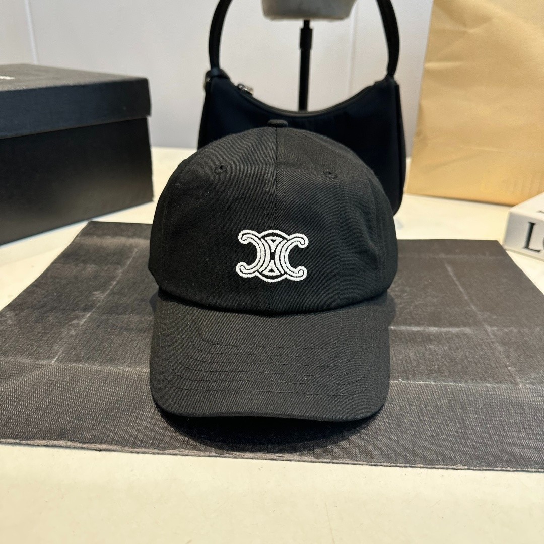 CELINE minimalist letter baseball cap, celebrity style, unisex.