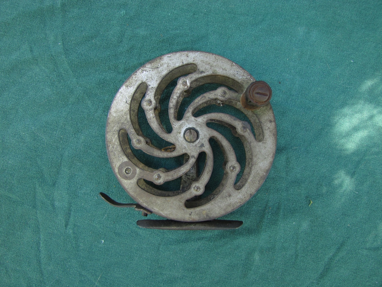 Antique 4 1/2" Fishing Reel With No Maker On it.