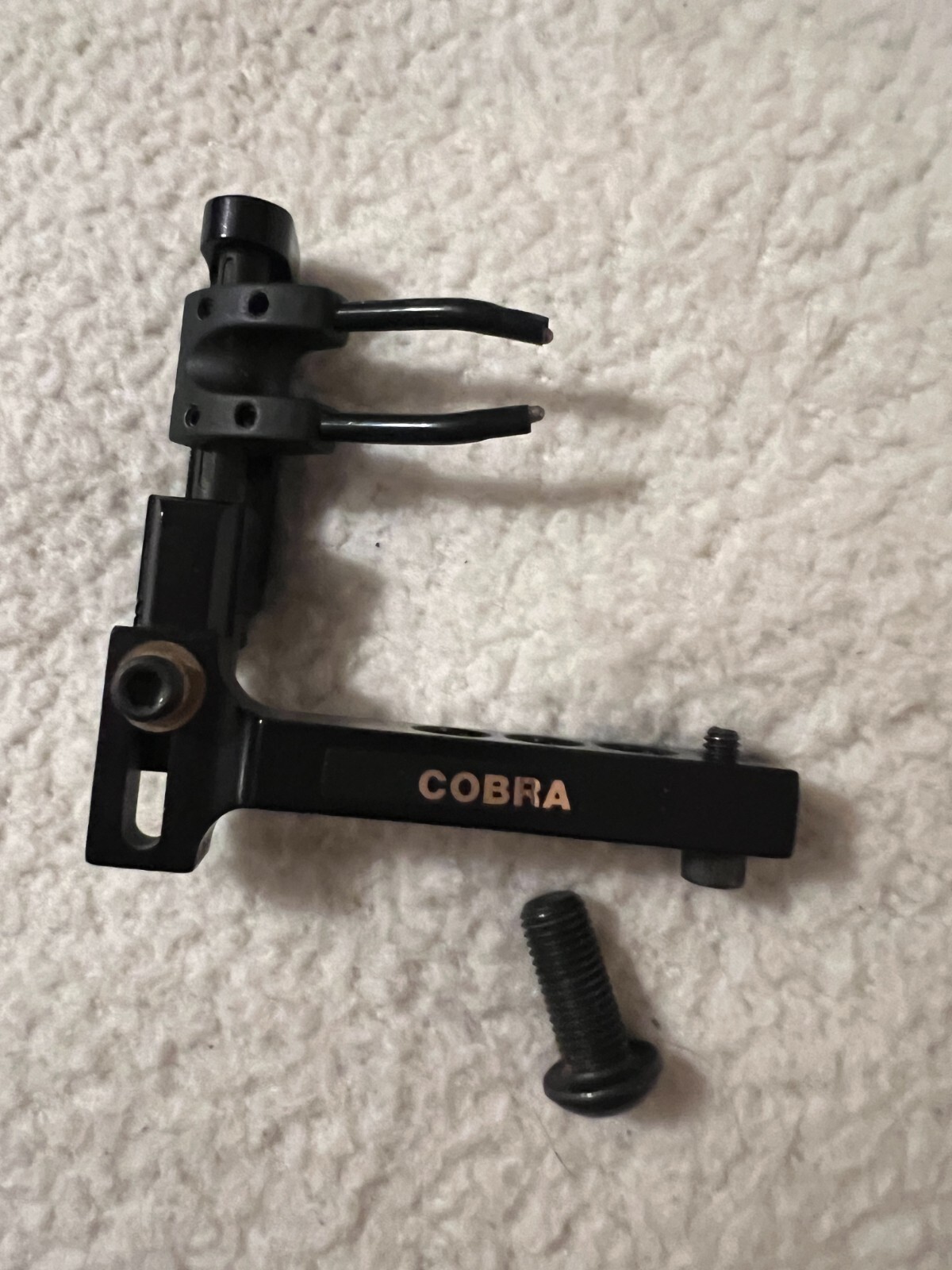 Cobra Dual Prong Archery Rest