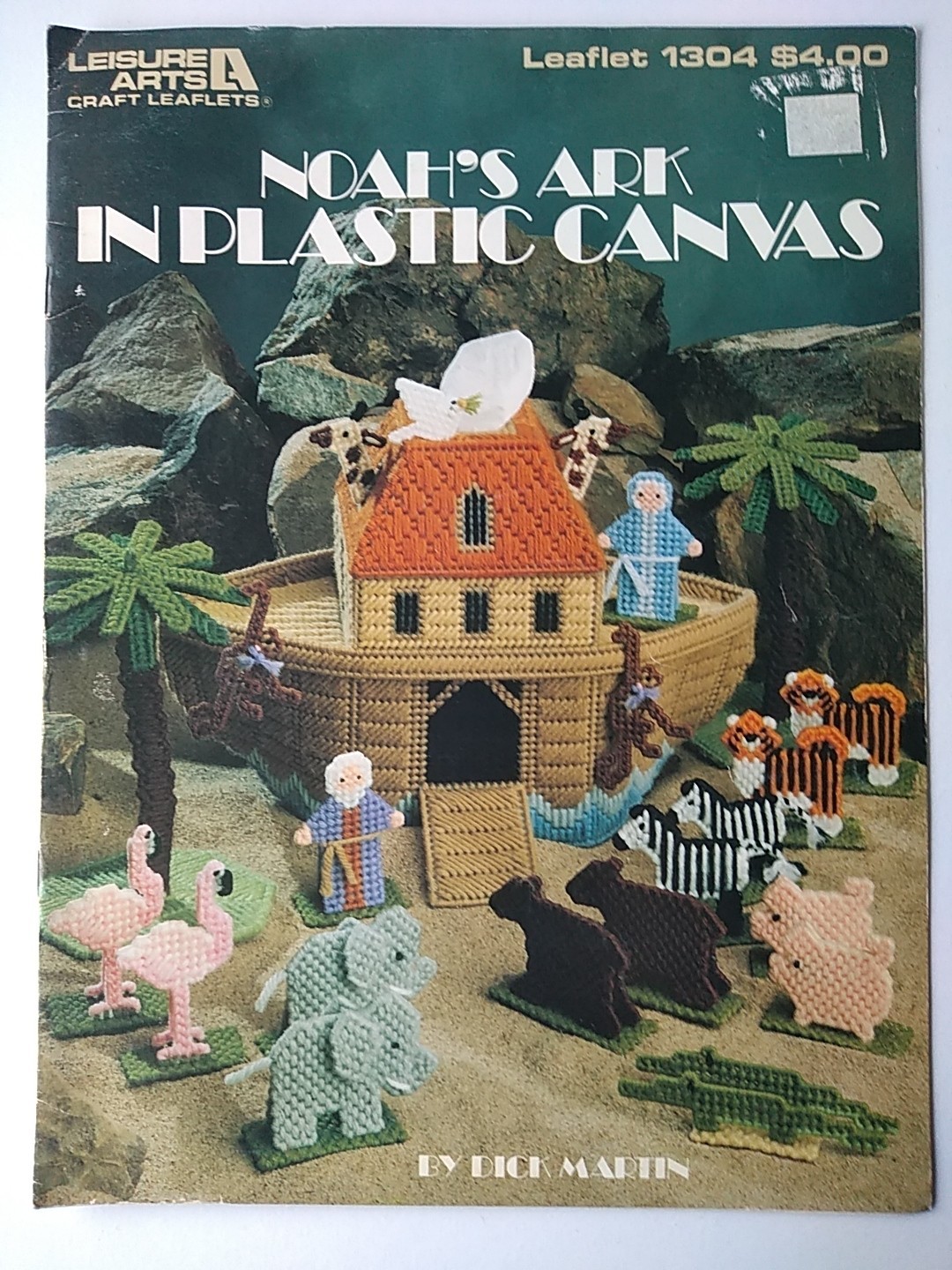 Noah's Ark in Plastic Canvas Dick Martin Leisure Arts 1304