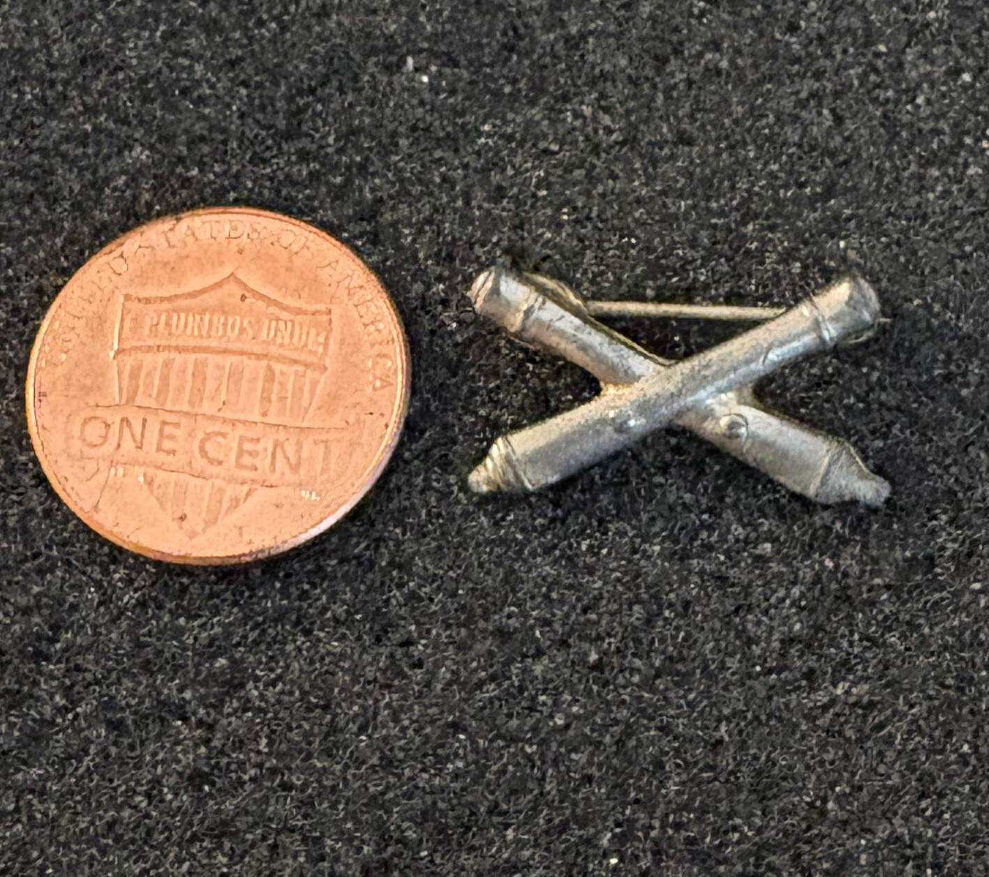 US Army Artillery Sweetheart Pinback Hat Lapel Pin