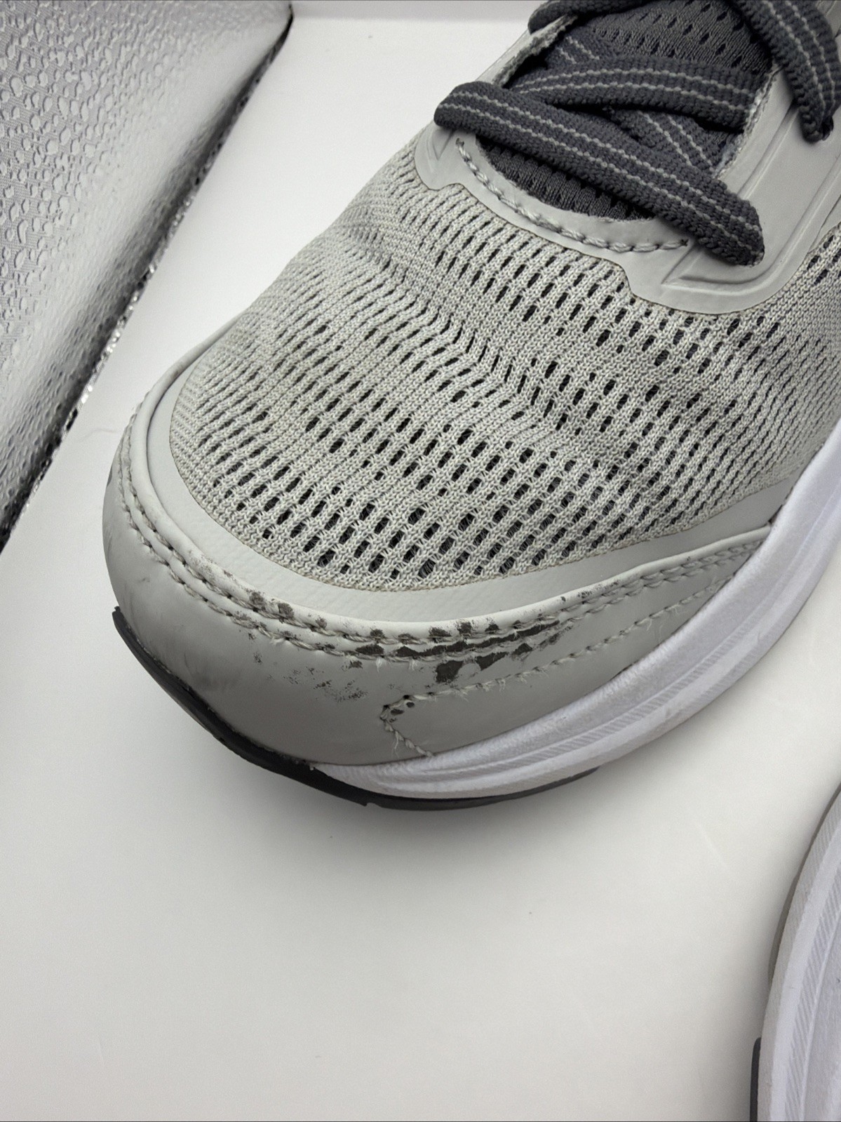 Saucony Echelon 8 Gray Womens PWRRUN Sneakers Womens Size 10w US
