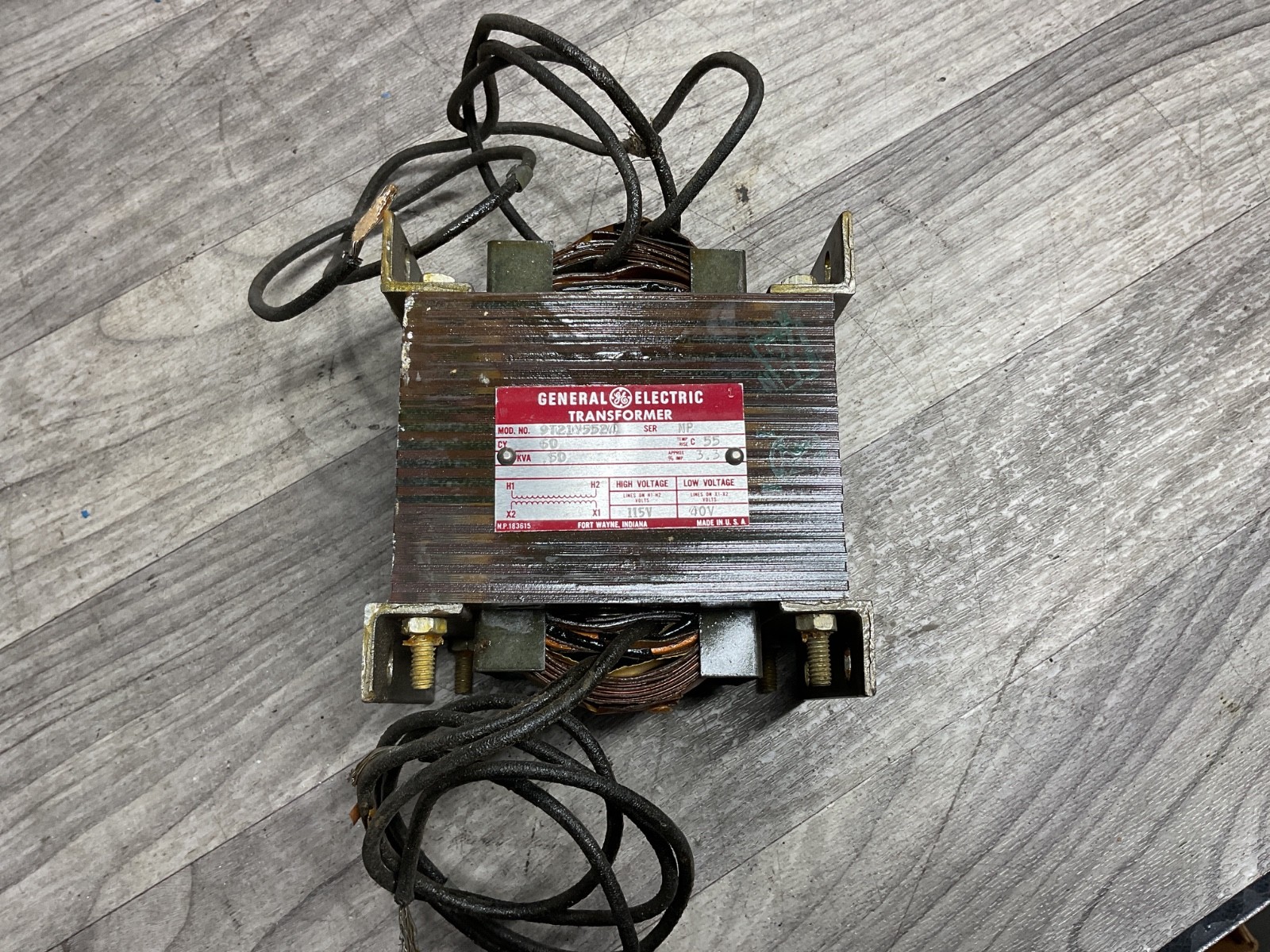 General Electric GE 9T21Y5524 Transformer Type C-55 KVA.50 115V 40V #311A167PR2