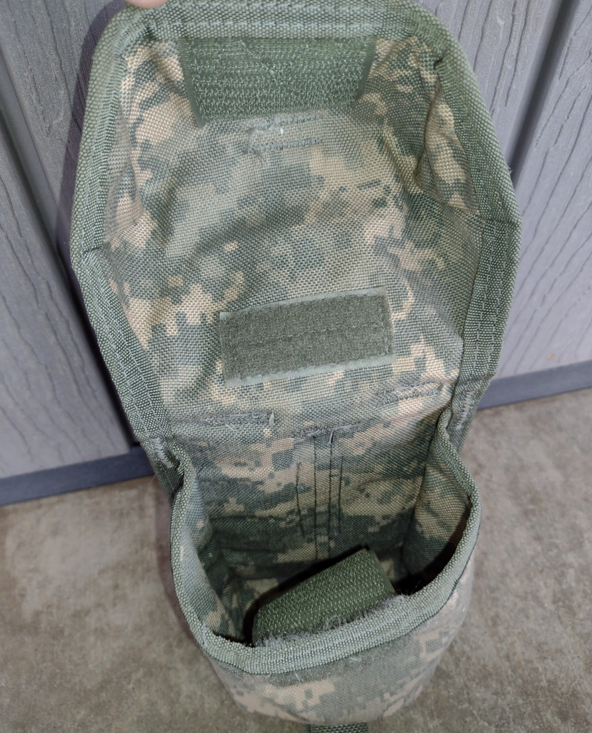 (1) SPEC OPS UTILITY POUCH MOLLE UCP DIGITAL