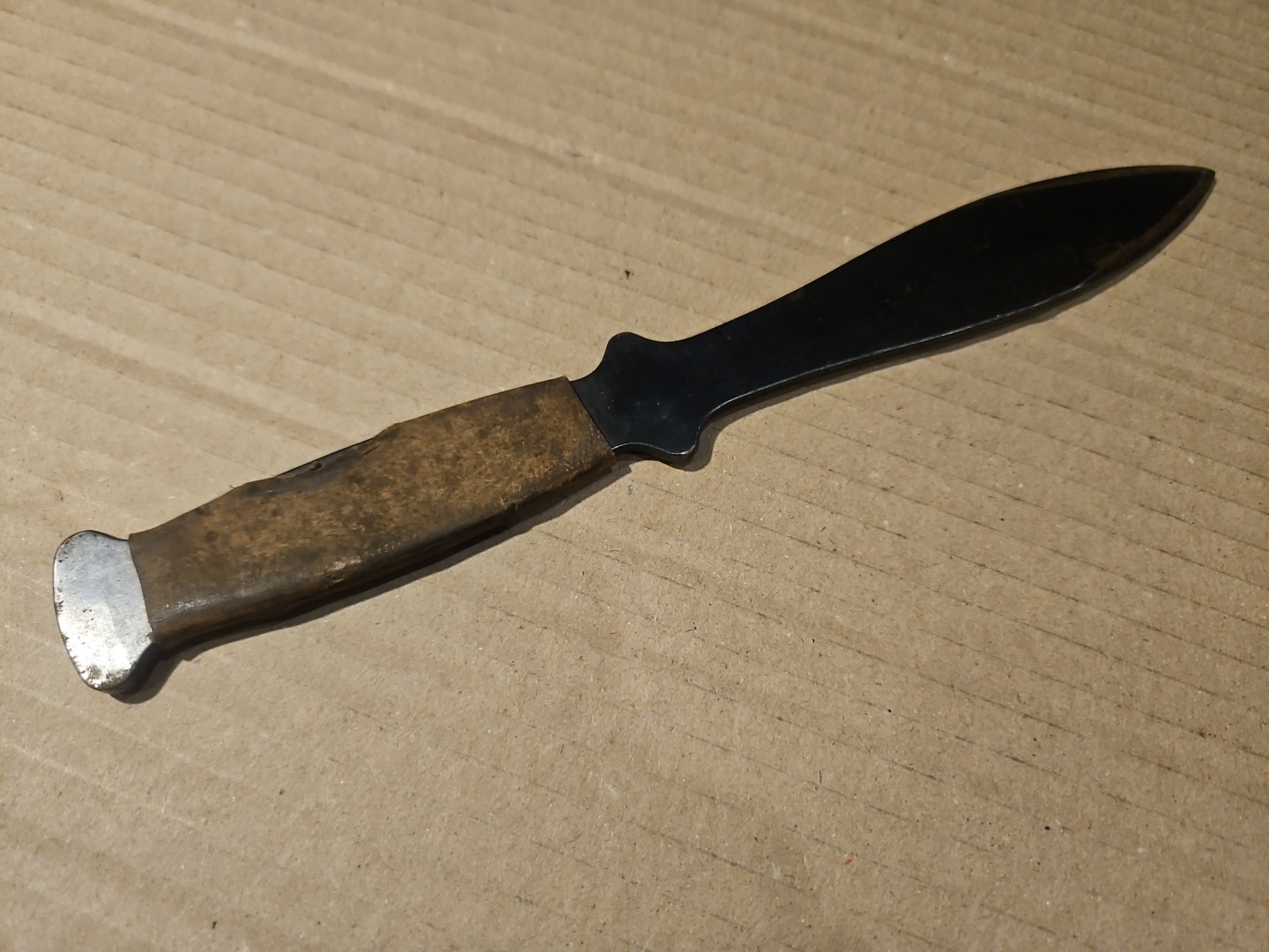 Pair Of Colonial Throwing Knives