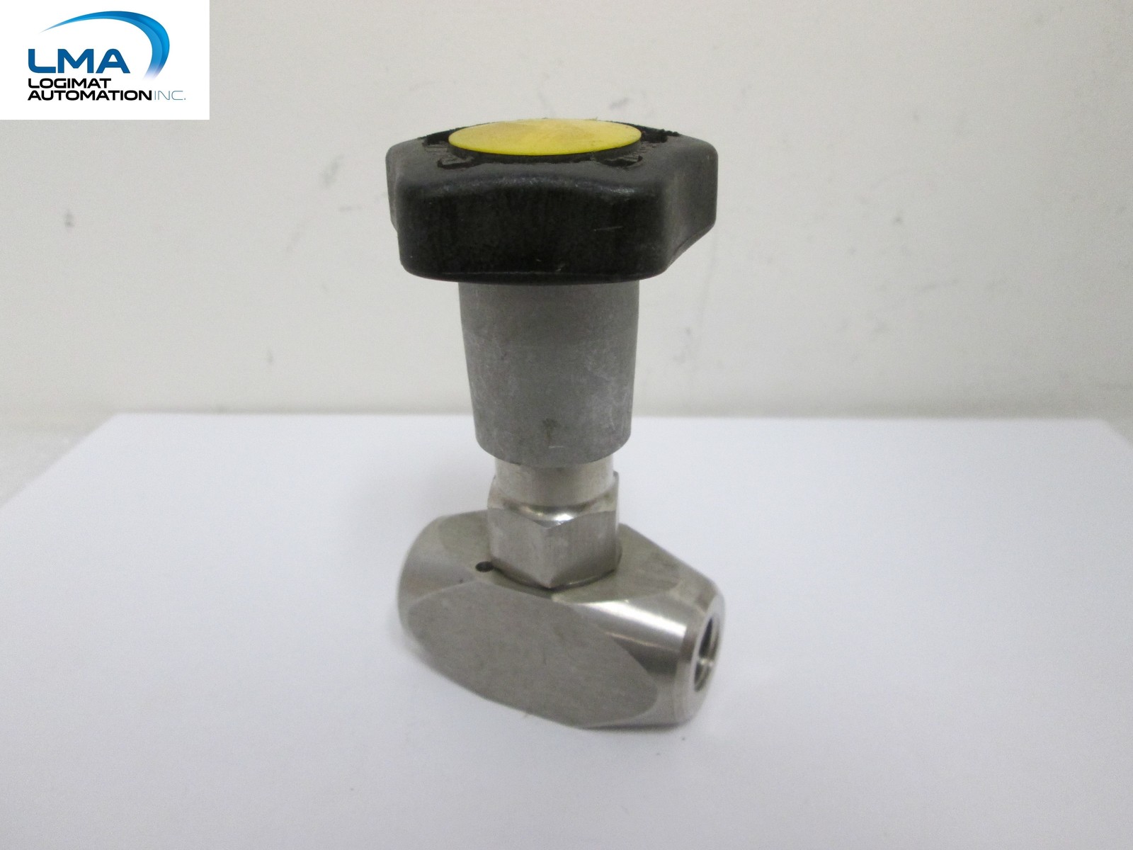 KENMAC 316-SS NEEDLE VALVE 1/4" TUBE 2-WAY STAINLESS STEEL SWAGELOK *** NEW