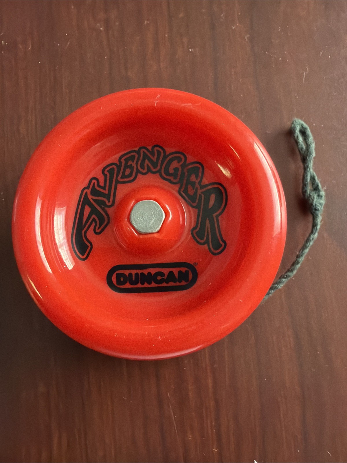 Vintage DUNCAN AVENGER Yo-Yo Hard Core - Red