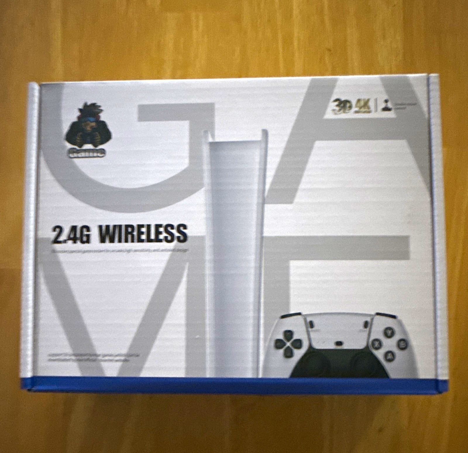 Gameo 2.4G Wireless Game Controller, White/Black, 2.4GHz RF Connectivity