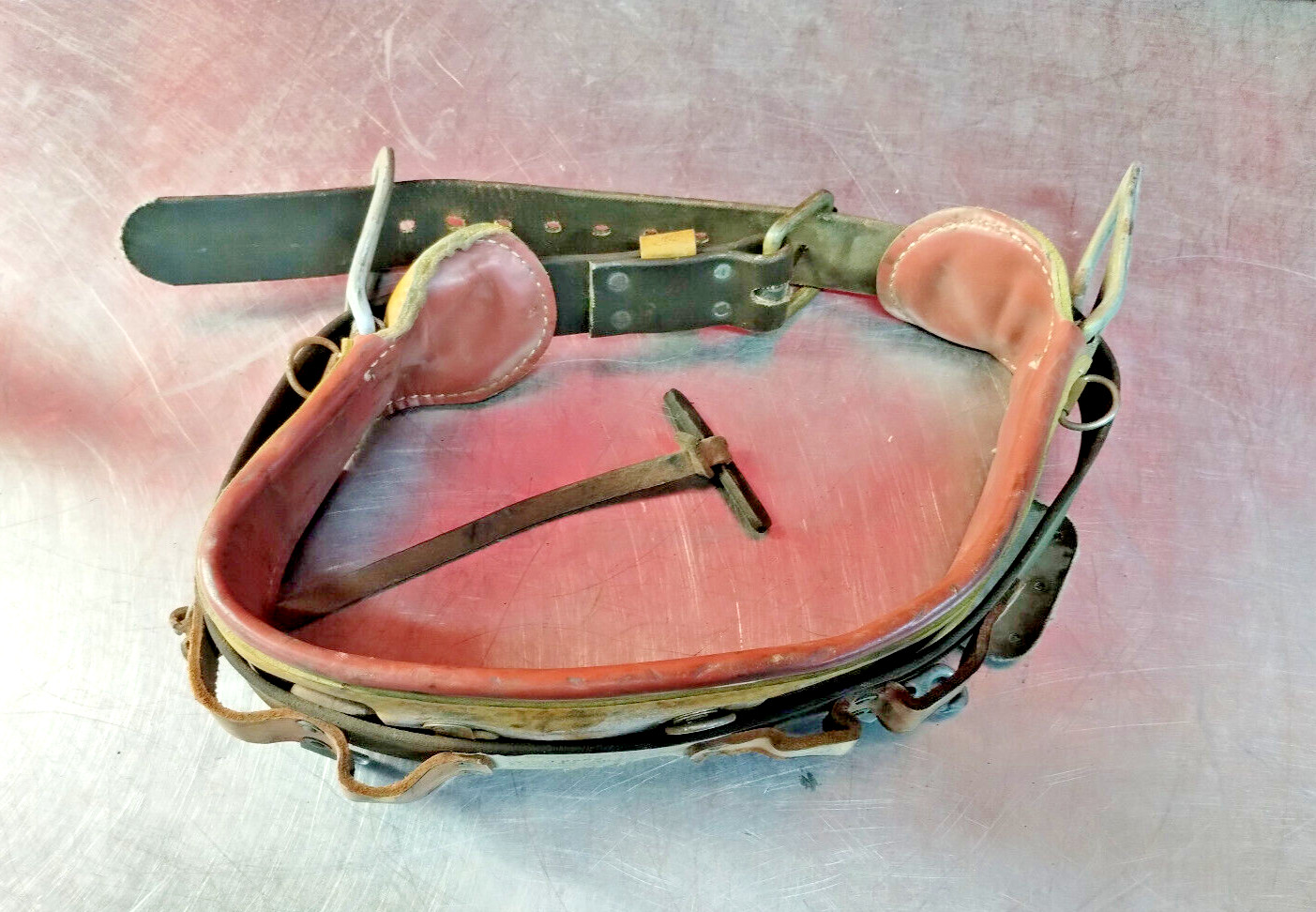 Vintage Buckingham MFG Co Lineman's Belt Size 24 Style 19582 - USED