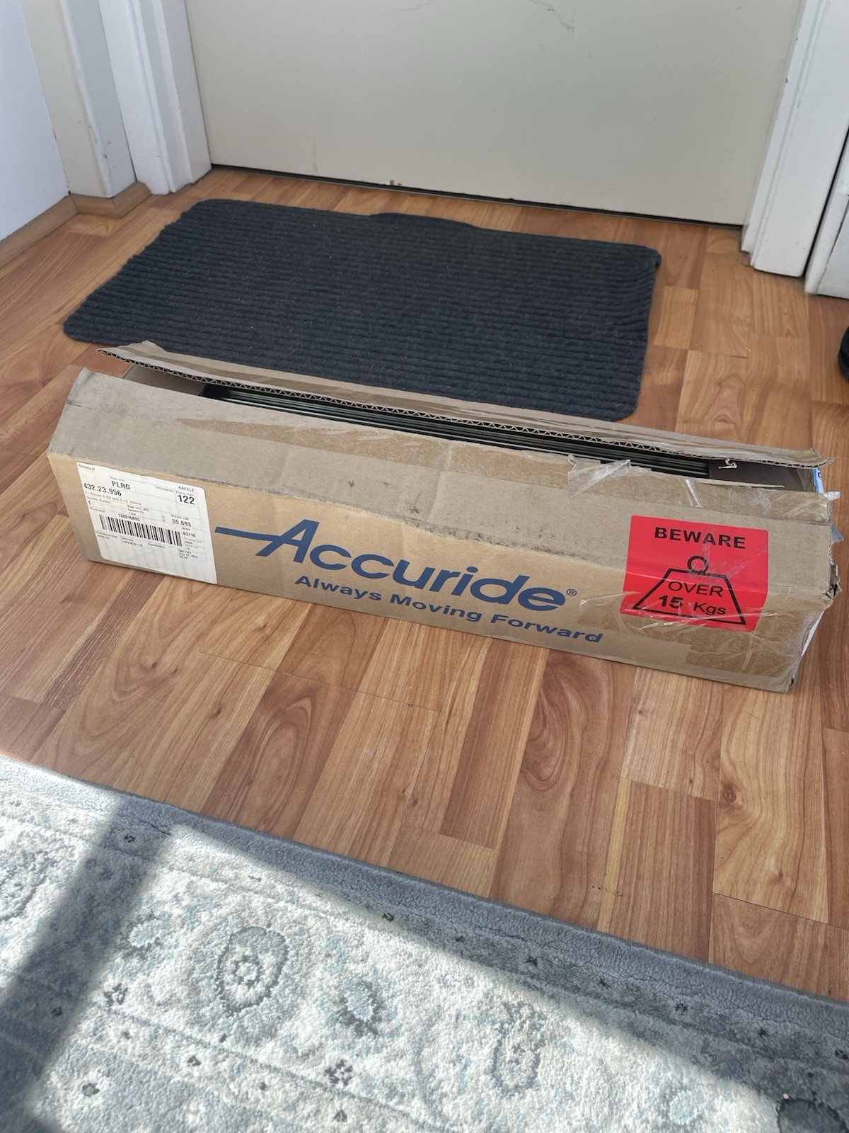 LOT OF 9 PAIRS OF ACCURIDE 3832 -C22 ECP SOFT CLOSE DRAWER SLIDES