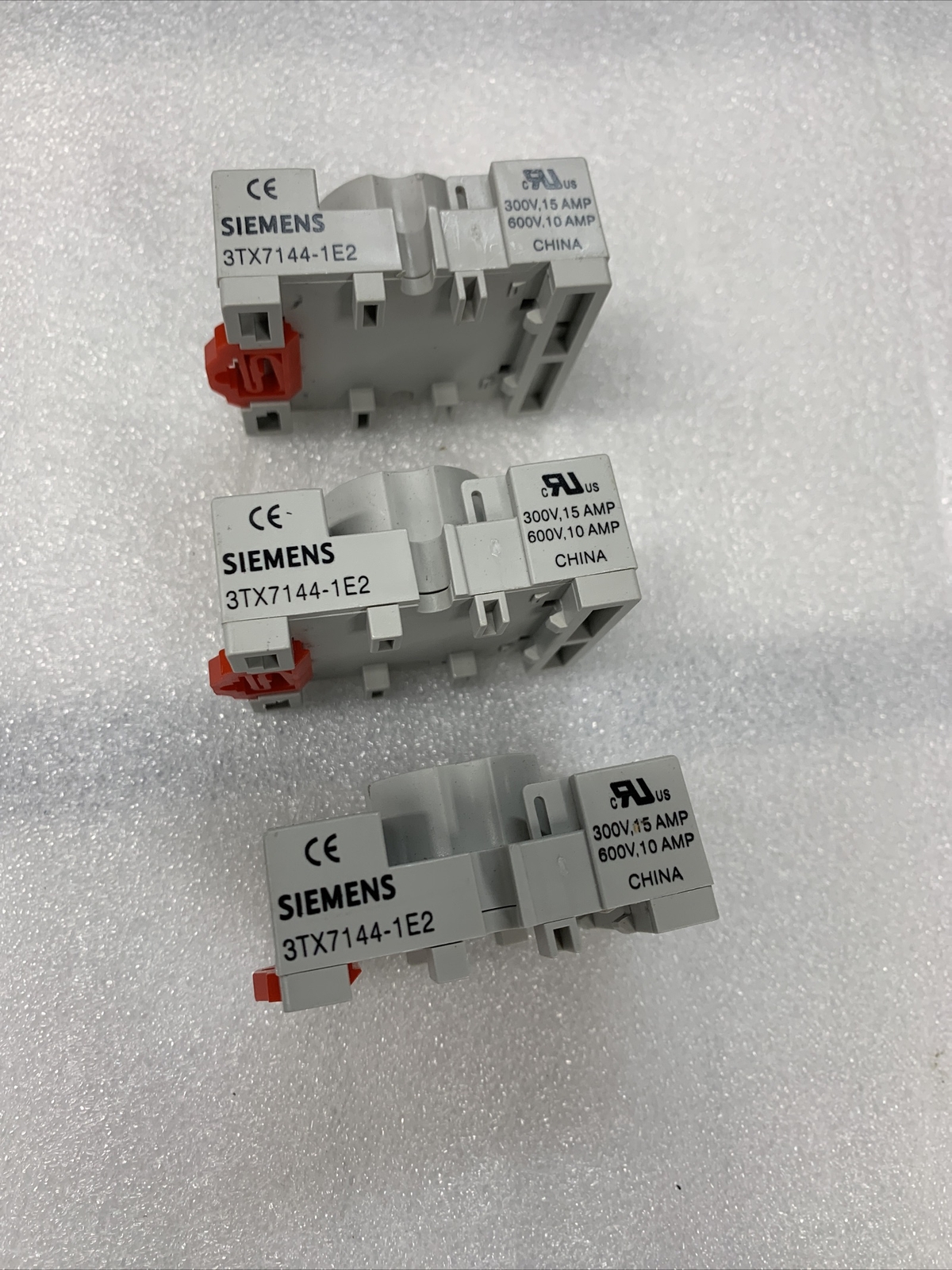 Siemens 3TX7144-1E2 Relay Socket, 8pin, 300V, 15 Amp, Lot Of 3