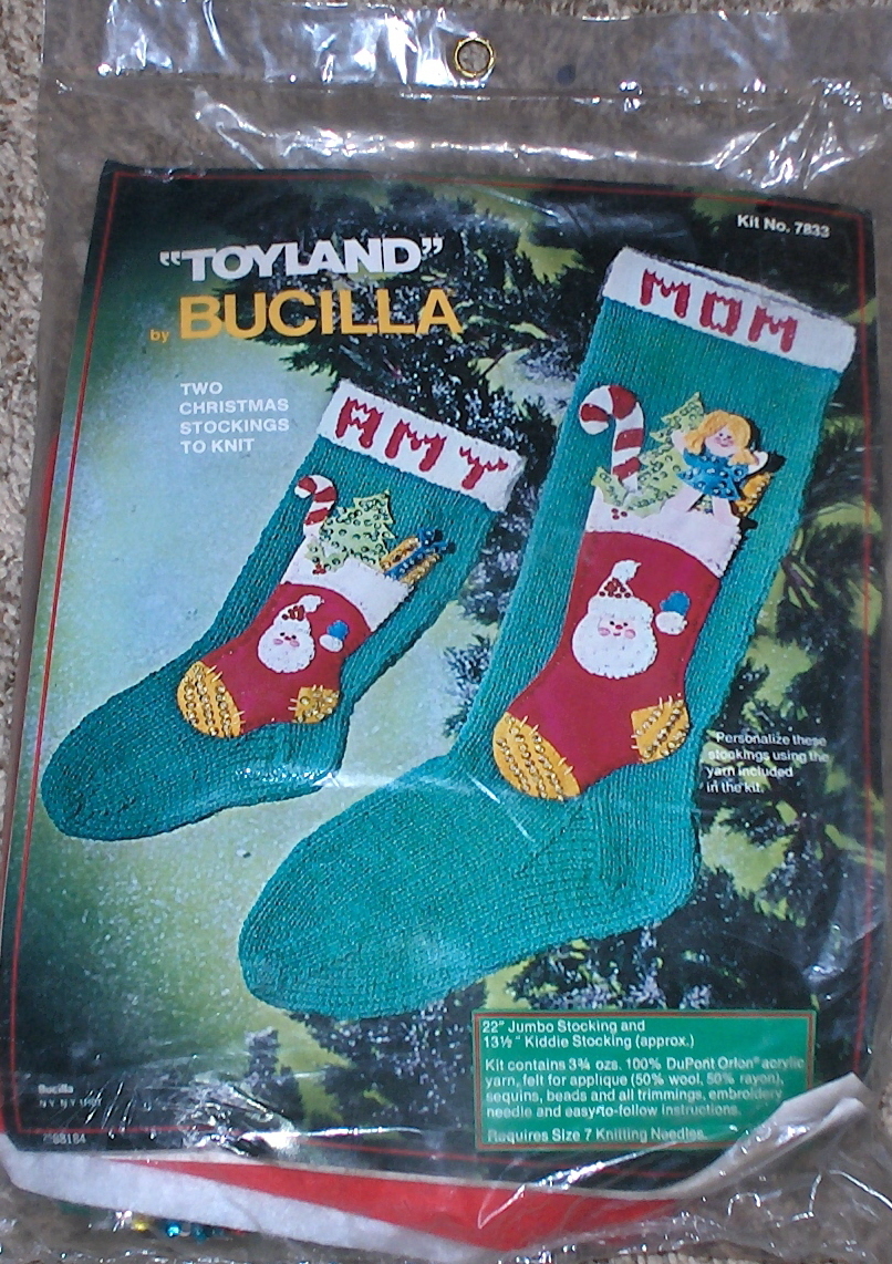 1975 Bucilla Santa & Toys "Toyland" Knit Christmas Stockings Kit NIP 22" & 13.5"