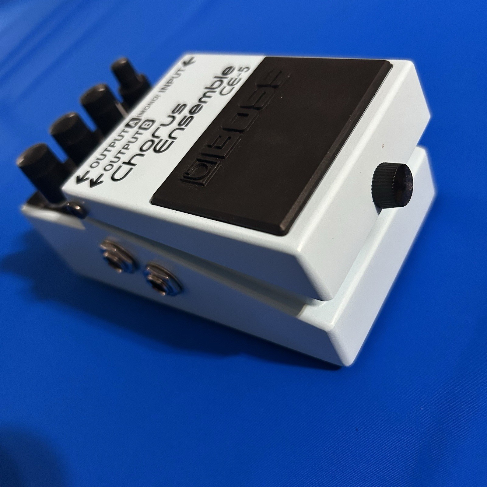 BOSS CE-5 Stereo Chorus Ensemble Pedal