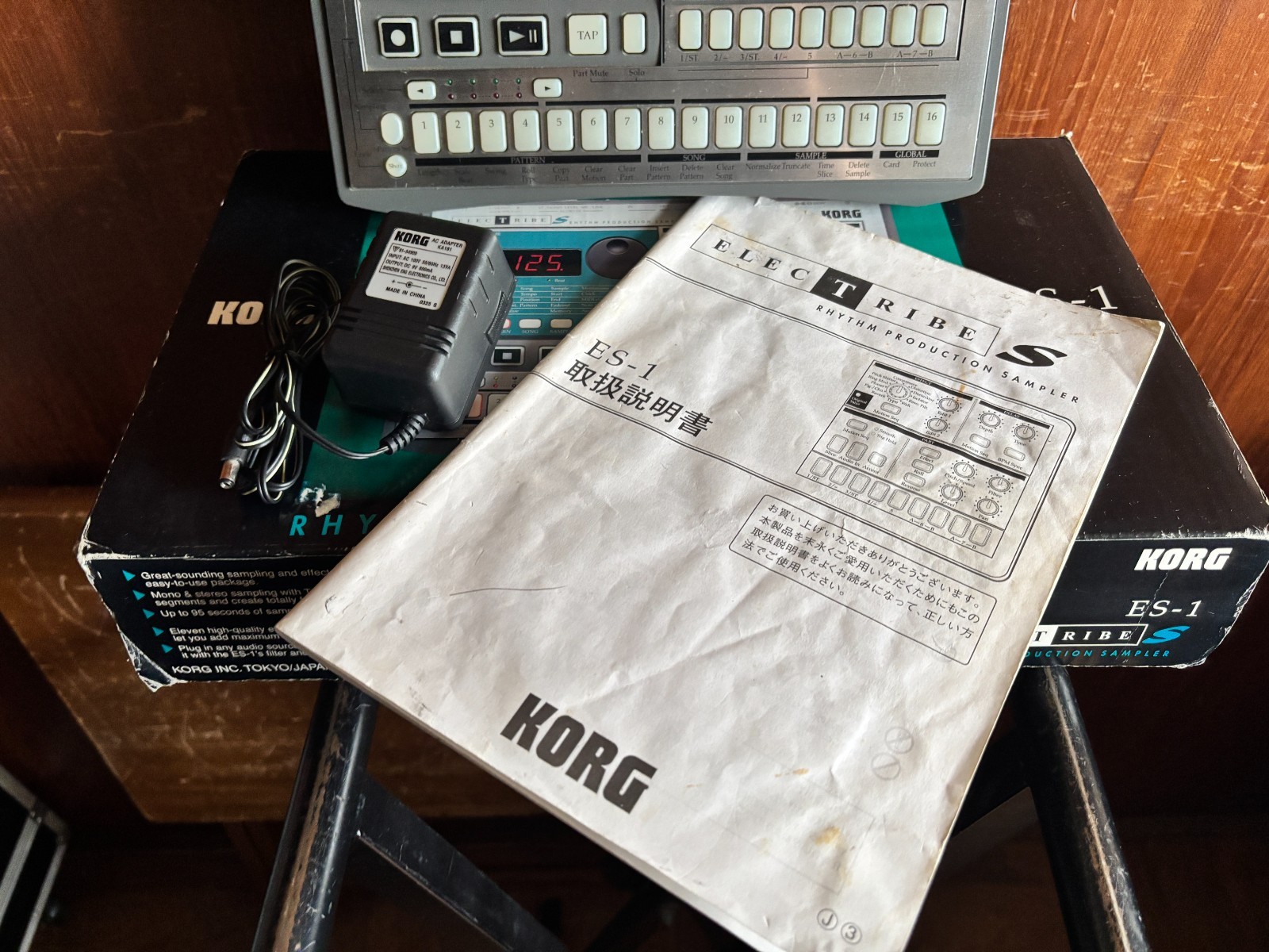 Korg ElecTribe S ES-1 ES1 Sampler Drum Machine Sequencer w/ box
