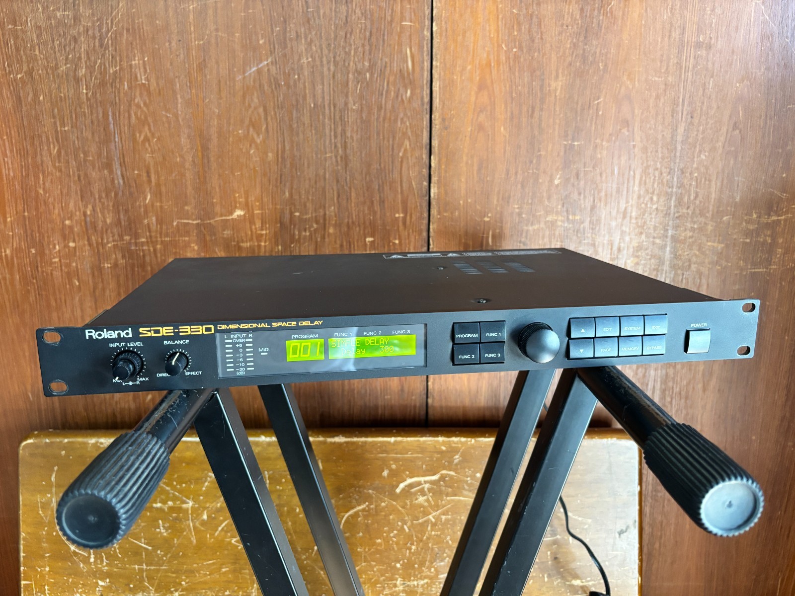 Roland SDE-330 SDE 330 Dimensional Space Delay New internal battery
