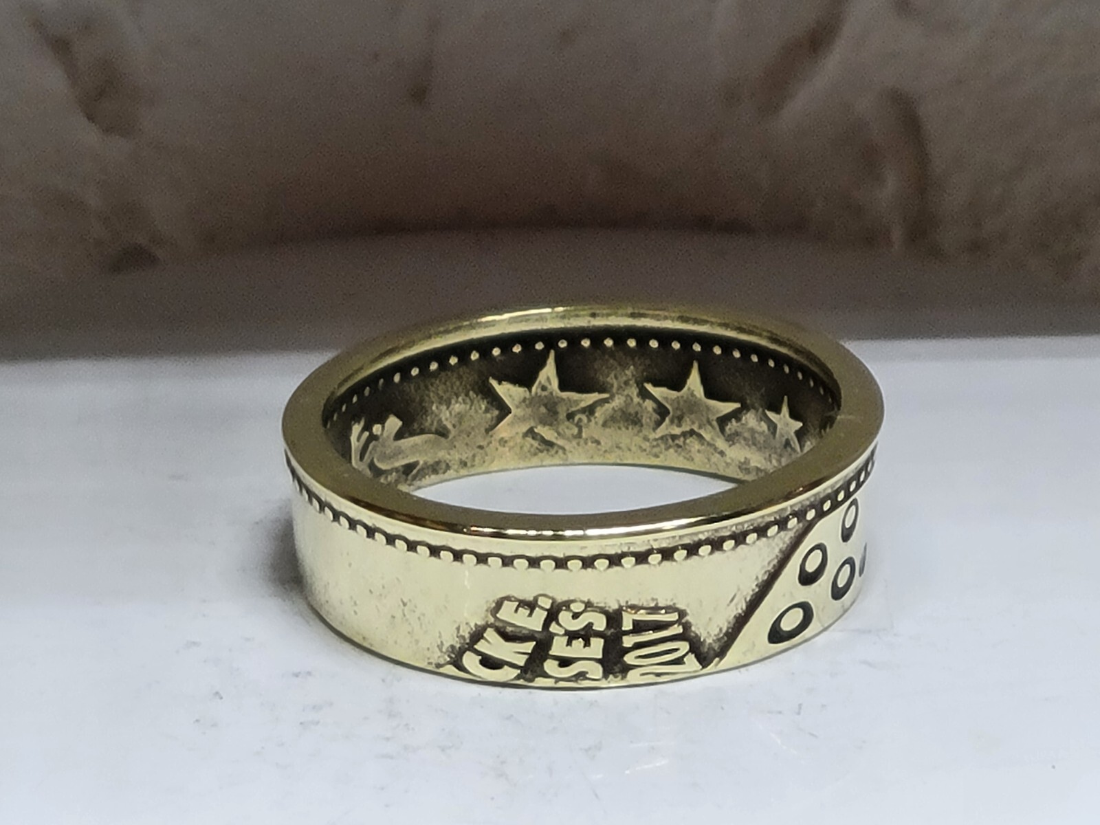 CHUCK e CHEESE - 2017 - Size 9 Token Coin Ring