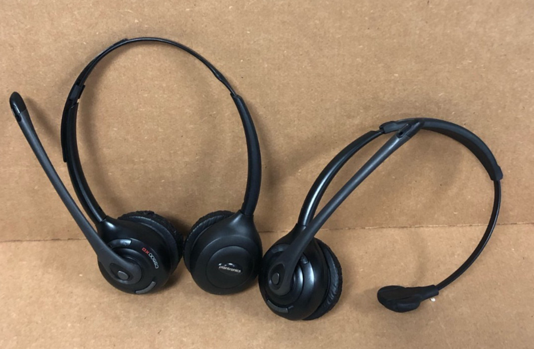 (1) Plantronics Wireless Headset C052 & (1) Plantronics cs500xd W/CHARING BASE