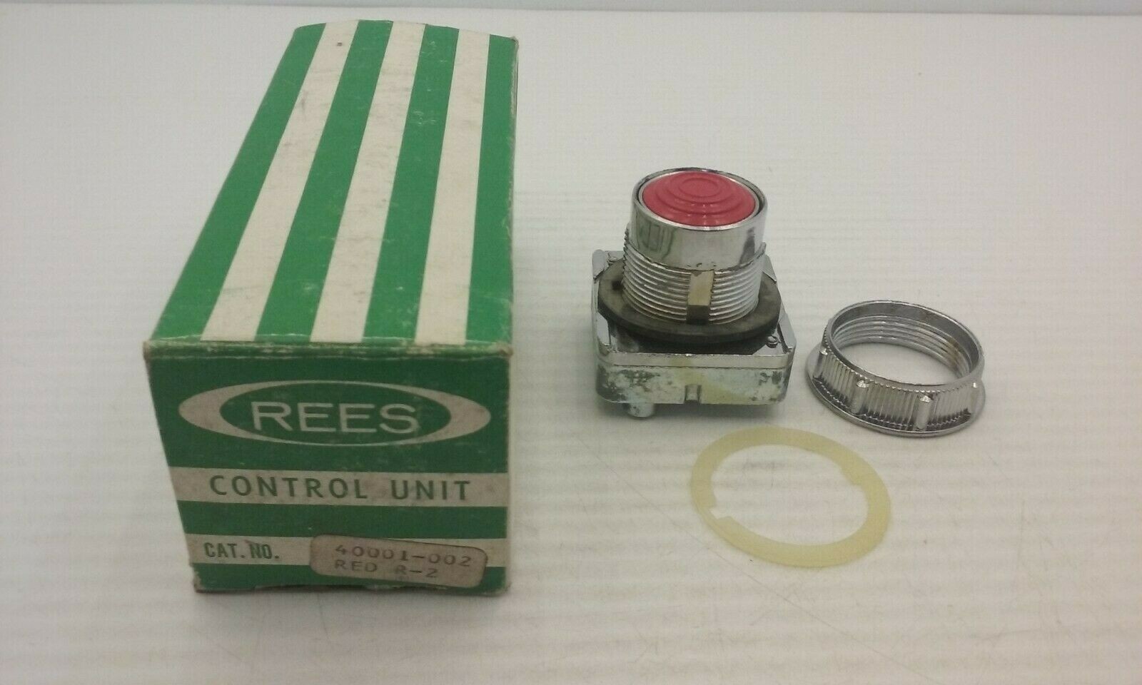 REES R2 CONTROL UNIT PUSHBUTTON STOP HEAVY DUTY RED NIB