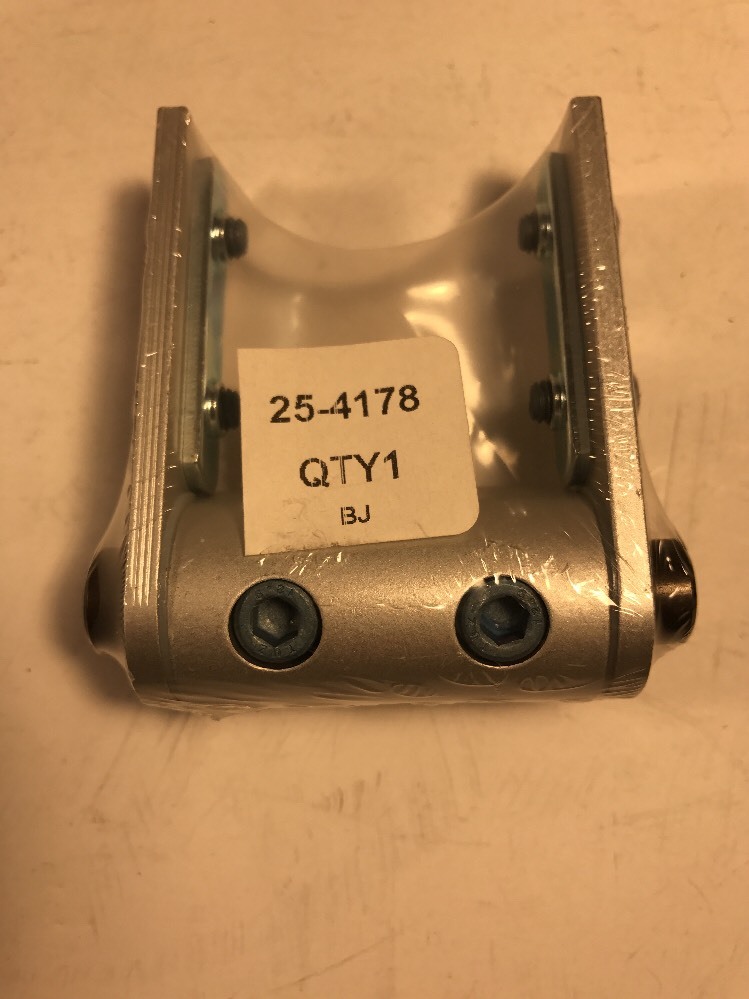 80/20 INC 25/4178 PIVOT ASSEMBLY W/ DUAL STRAIGHT ARMS Lot of 2 FREE SHIPPING-
