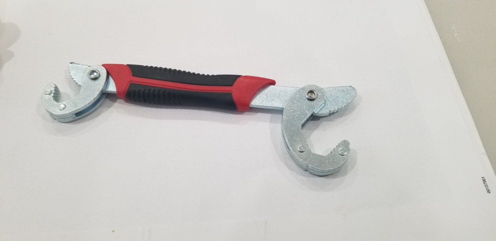 Multi-versatile wrench (covers all standard sizes)