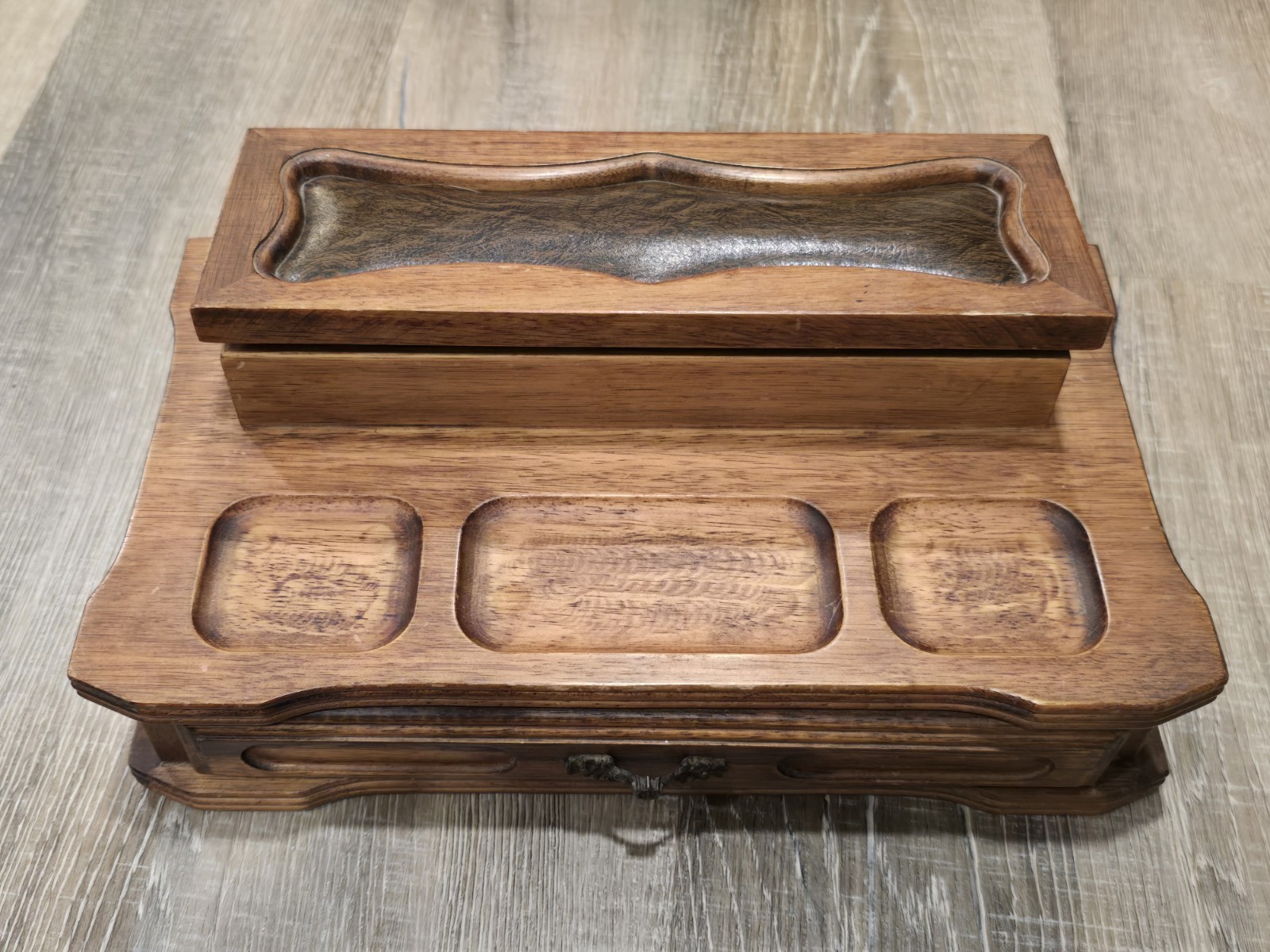 Vintage 1960-1970s Kimco Two Tiered Mens Wooden Butler/Jewelry Box