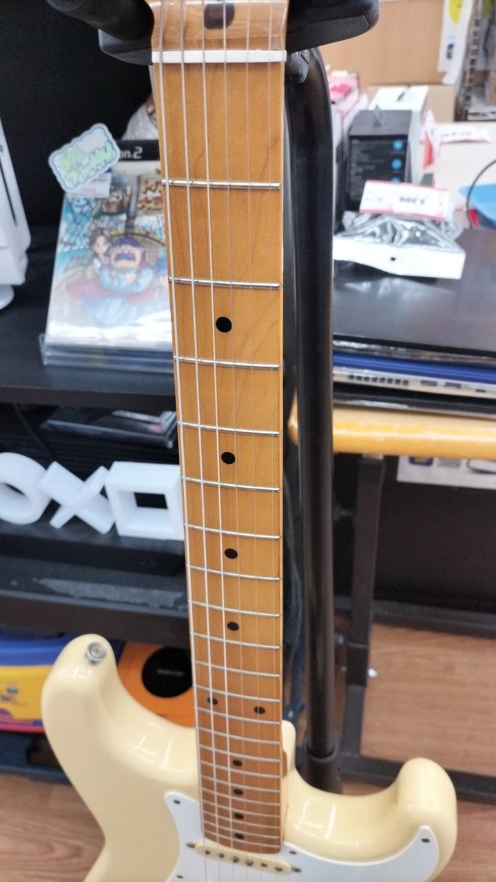 FENDER JAPAN / STD-57 (no260404)