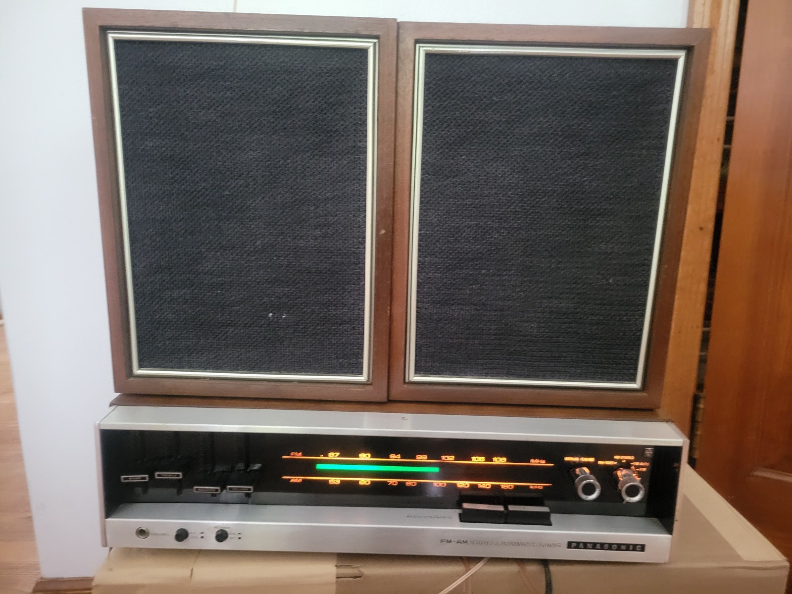 Panasonic RE-7700 Stereo Receiver & Speakers Works With Issues