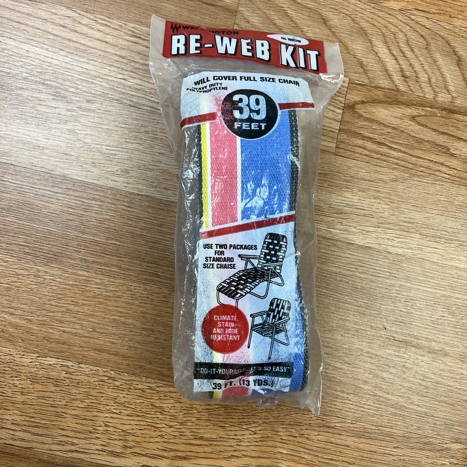 Vintage Wellington Re-Web Lawnchair Kit 39 Feet Does One Full Size Chair NEW