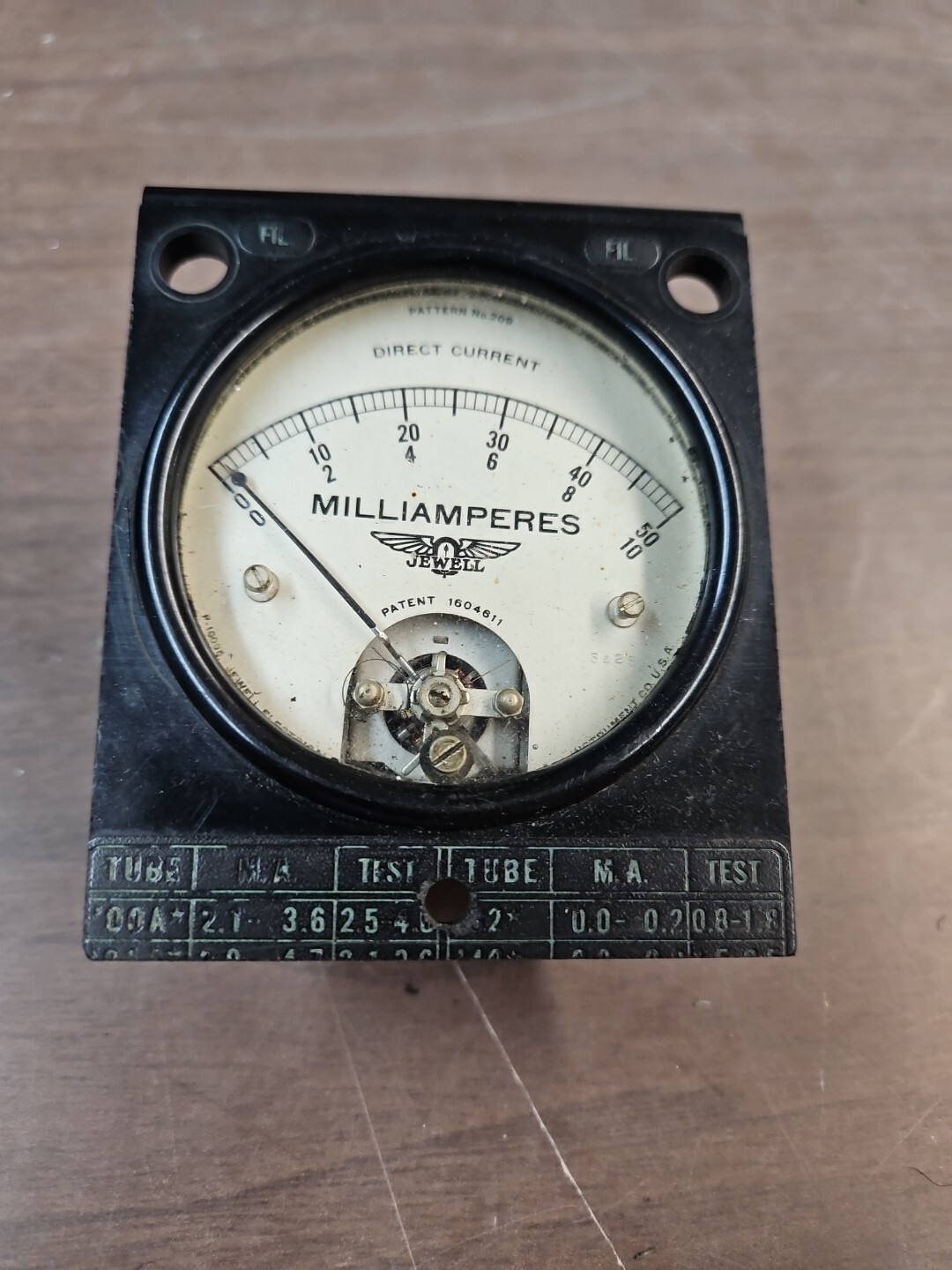 VINTAGE JEWELL ELECTRICAL INSTRUMENT  Milliamperes  untested (Electc