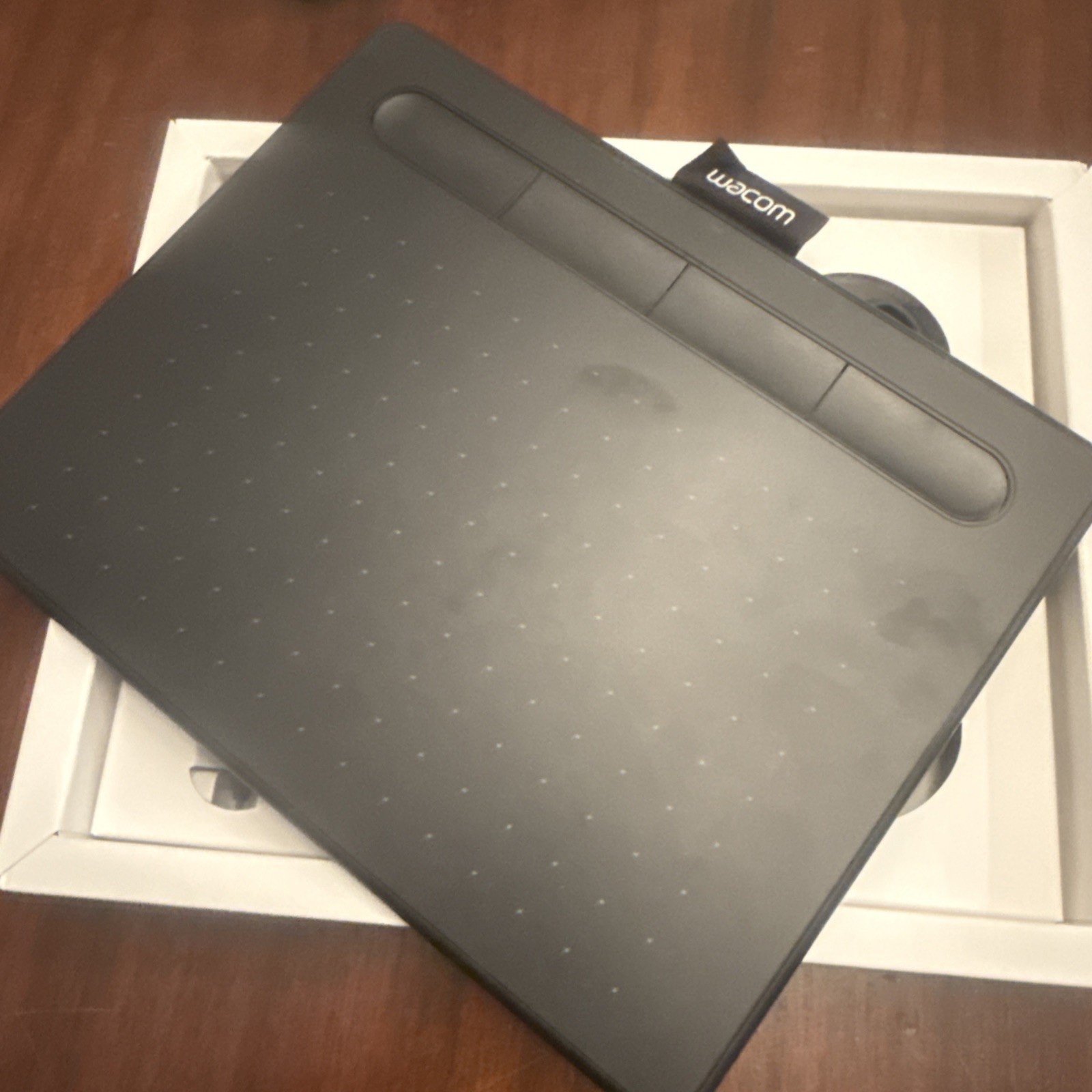 Wacom Intuos Small Graphics Drawing Tablet with Pen Stylus & USB Cable CTL-4100
