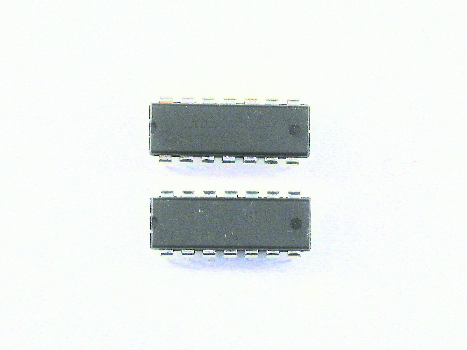 GD75188  "Original" Goldstar 14P DIP  IC  2  pcs
