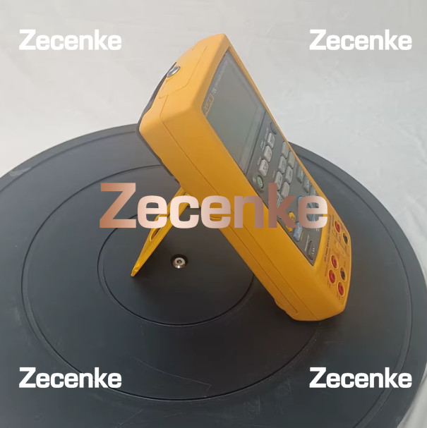 Fluke 726 Multifunction Process Calibrator Calibrated /tested good