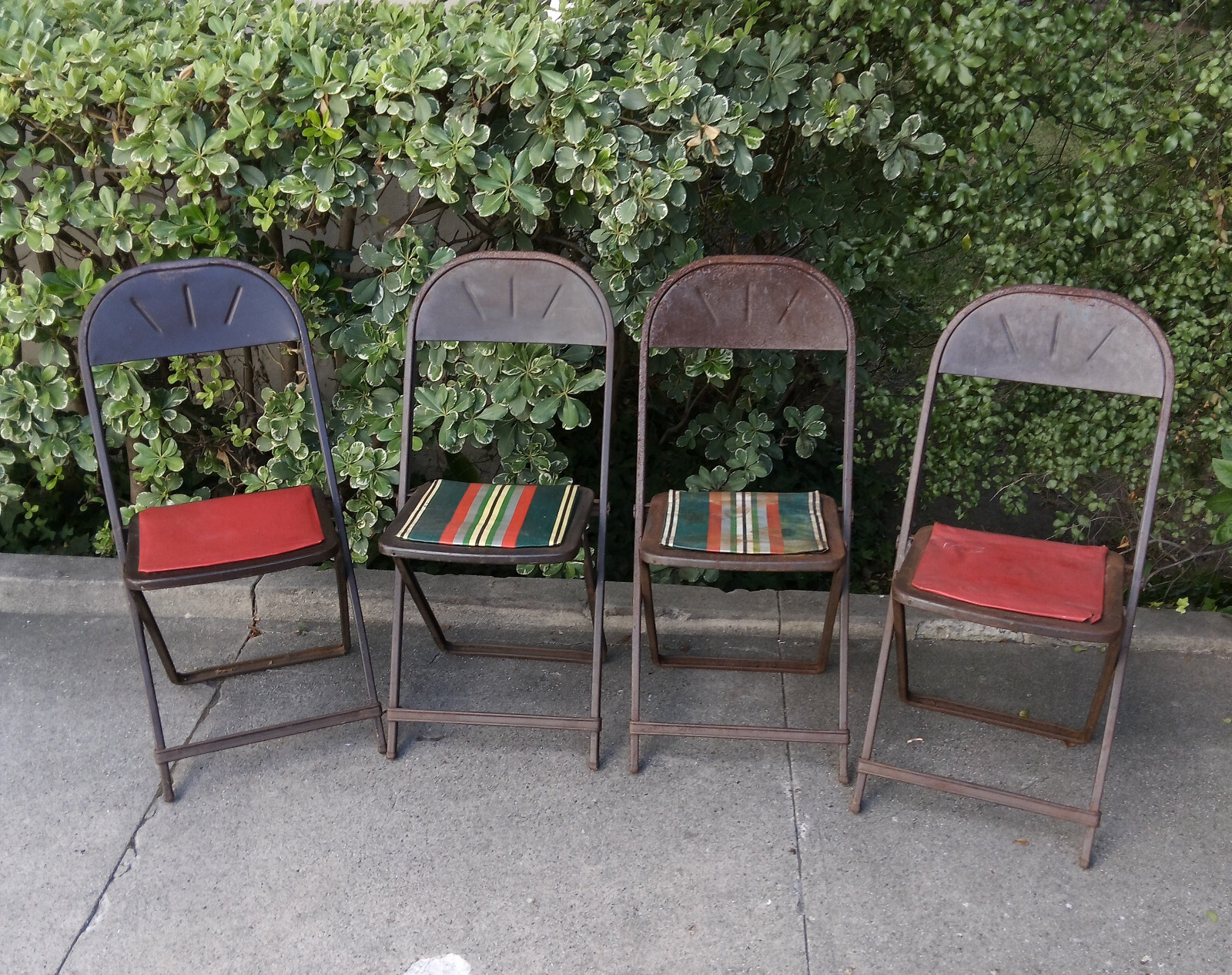 Vintage Rusty Metal Folding Chairs Set of 4