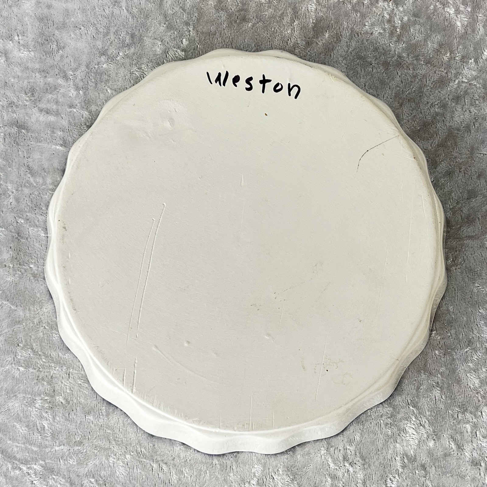 Weston 7" Hand Painted Scalloped Edge Quiche Dish