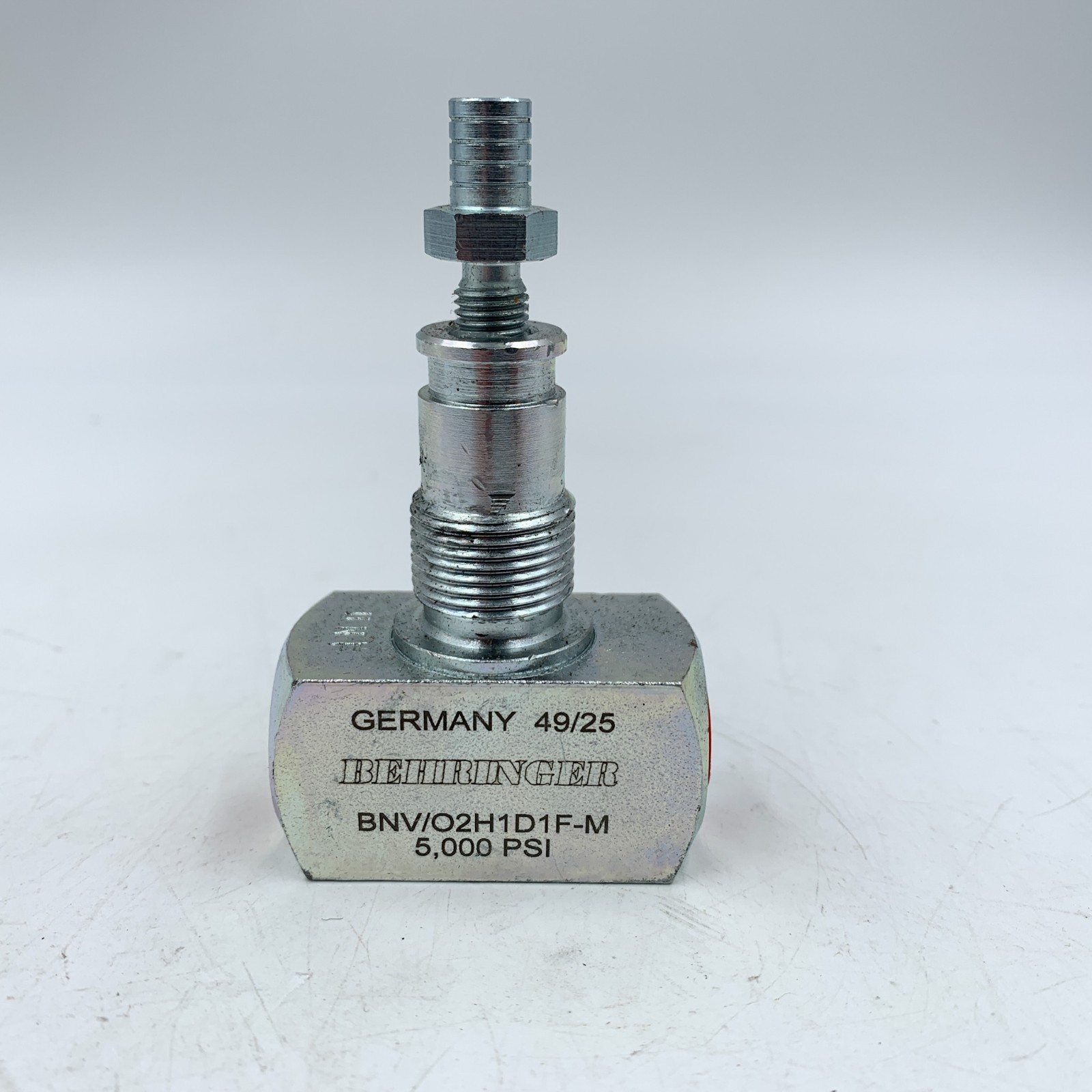 Behringer Flow Control Needle Valve 1/4" Connections BNV/O2H1D1F-M