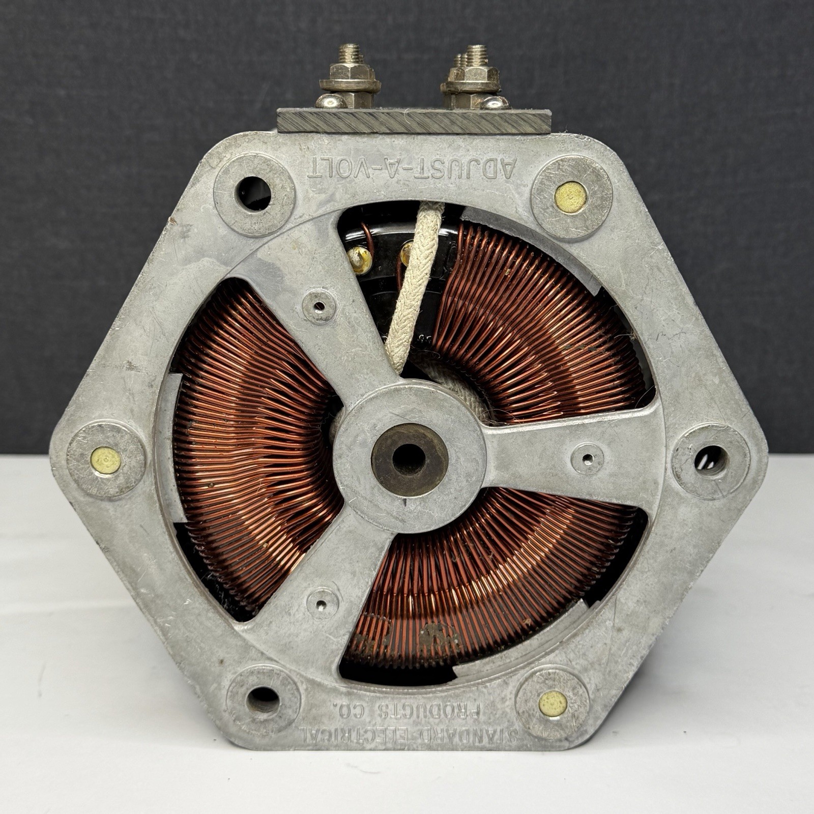 Standard Electrical Adjust-A-Volt Variable Transformer Model 1500BQ - UNTESTED