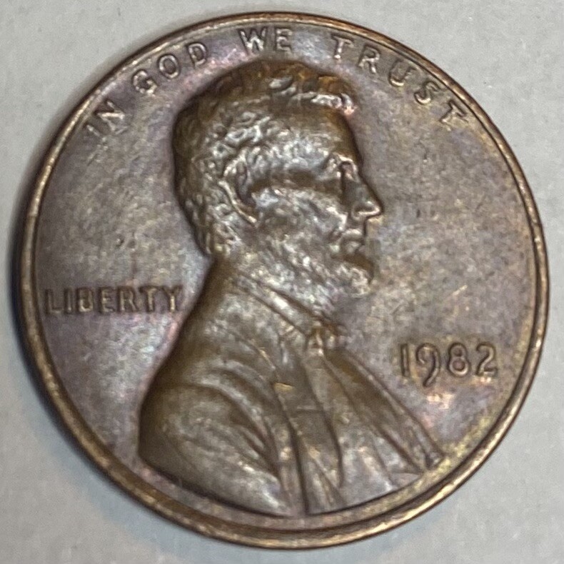 1982 Small Date Copper Penny 3.08 grams Toned with Visible Steps